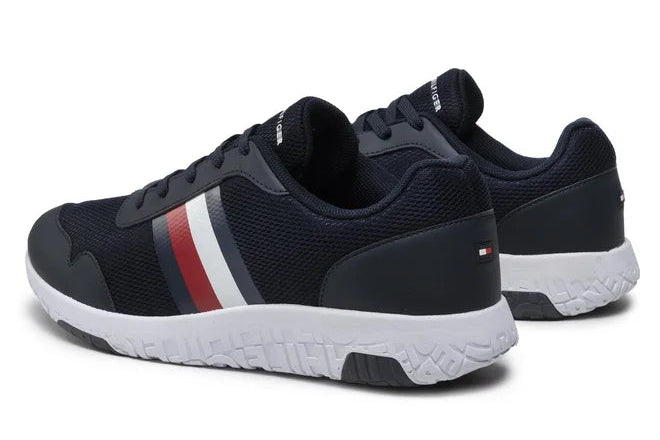 Tommy Hilfiger light weight knit