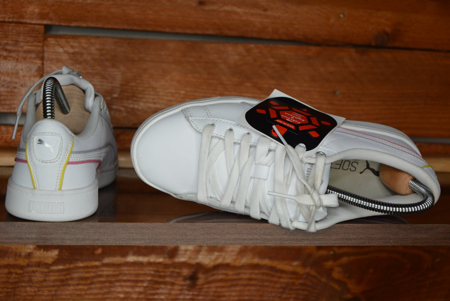 Puma vikky v2 hem little