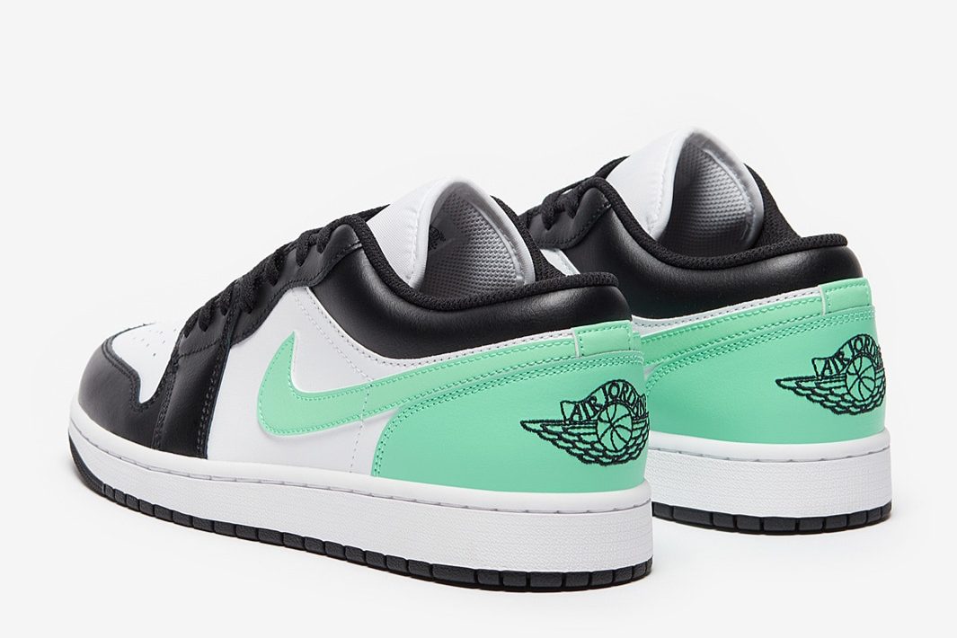 Nike AIR JORDAN 1 LOW