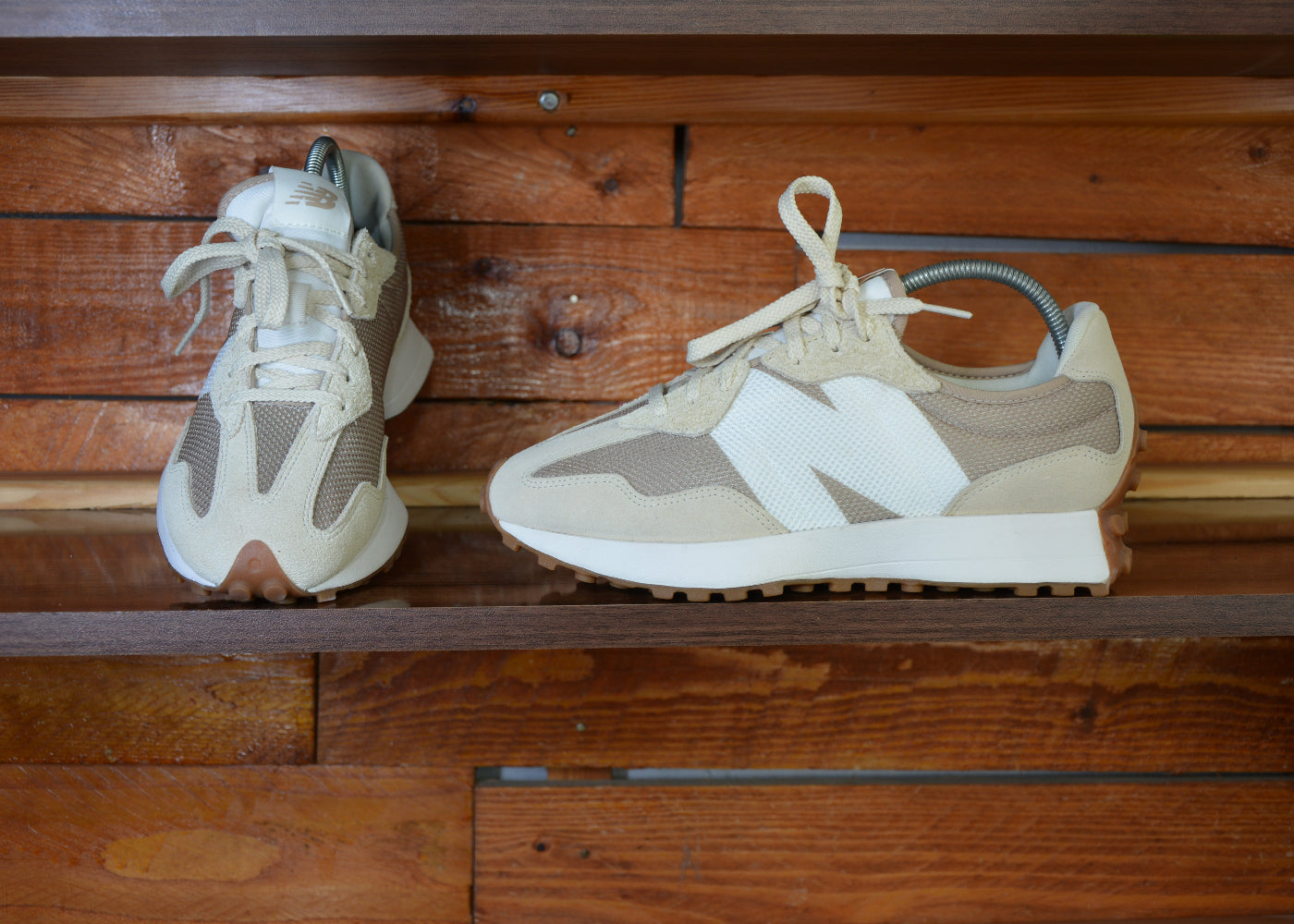 New Balance 327 Bone Mindful