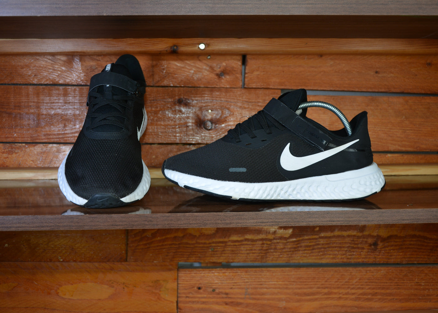 Nike revolution 5