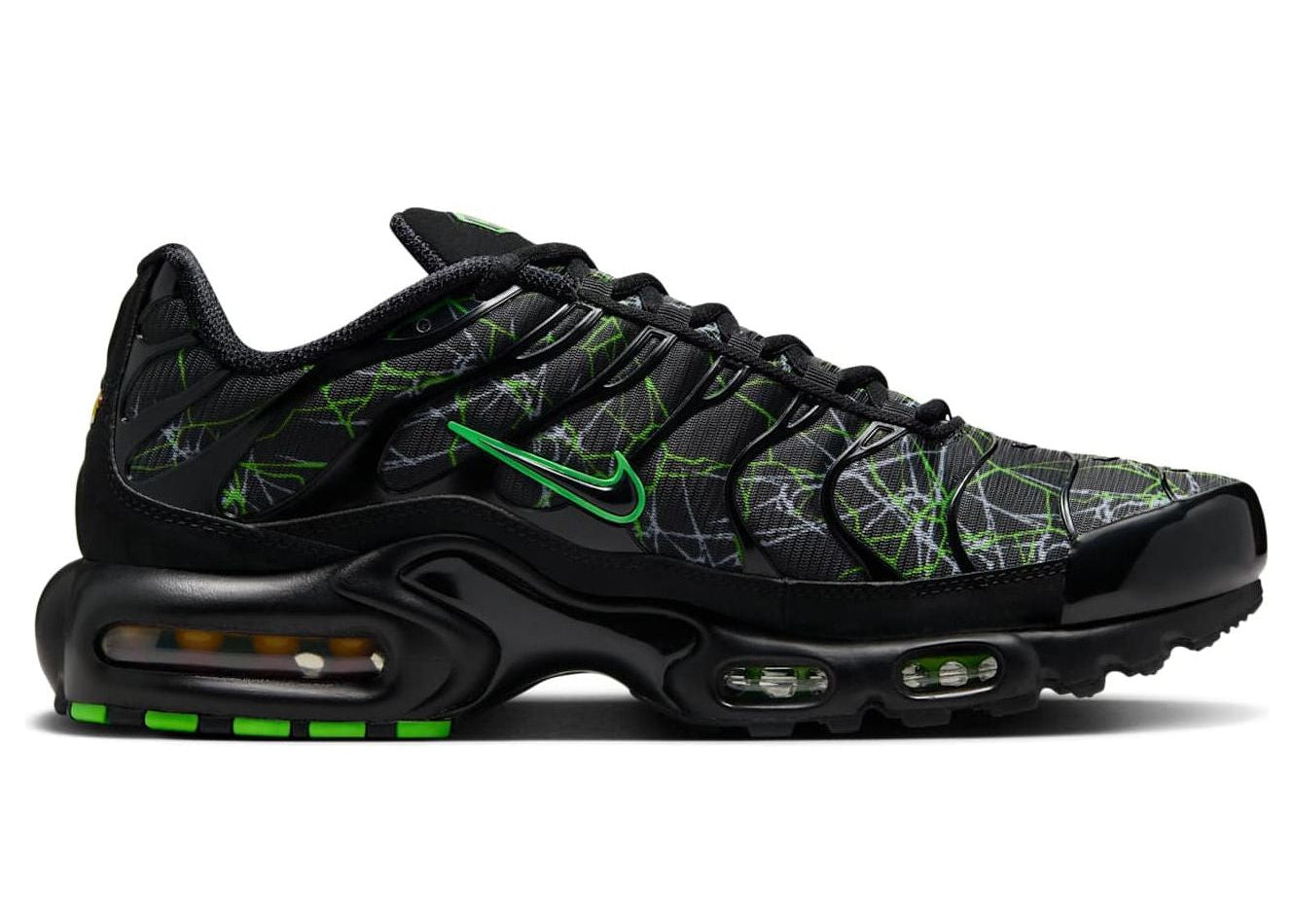 Nike air max plus shattered