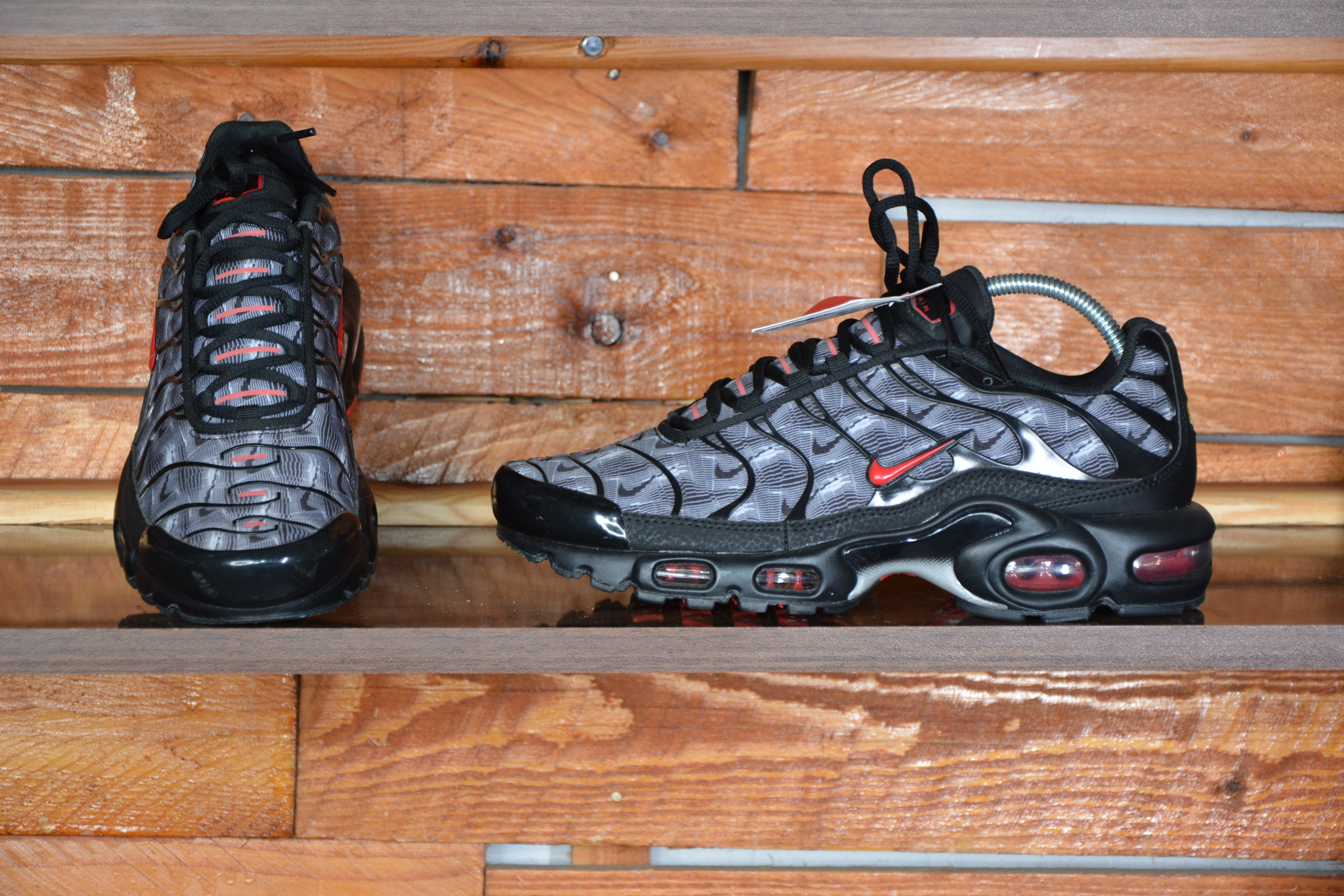 Nike air max plus topography