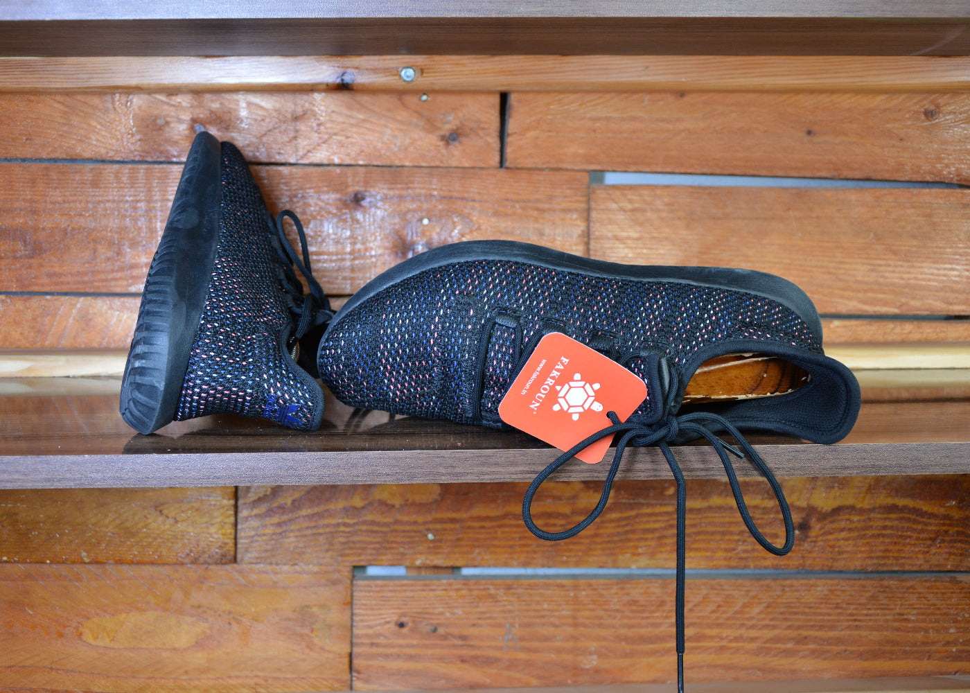 Adidas tubular shadow