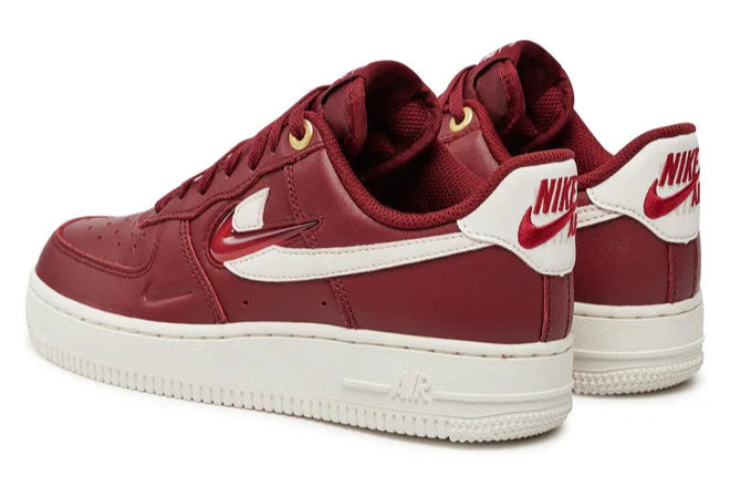 Nike air force 1’07 premium