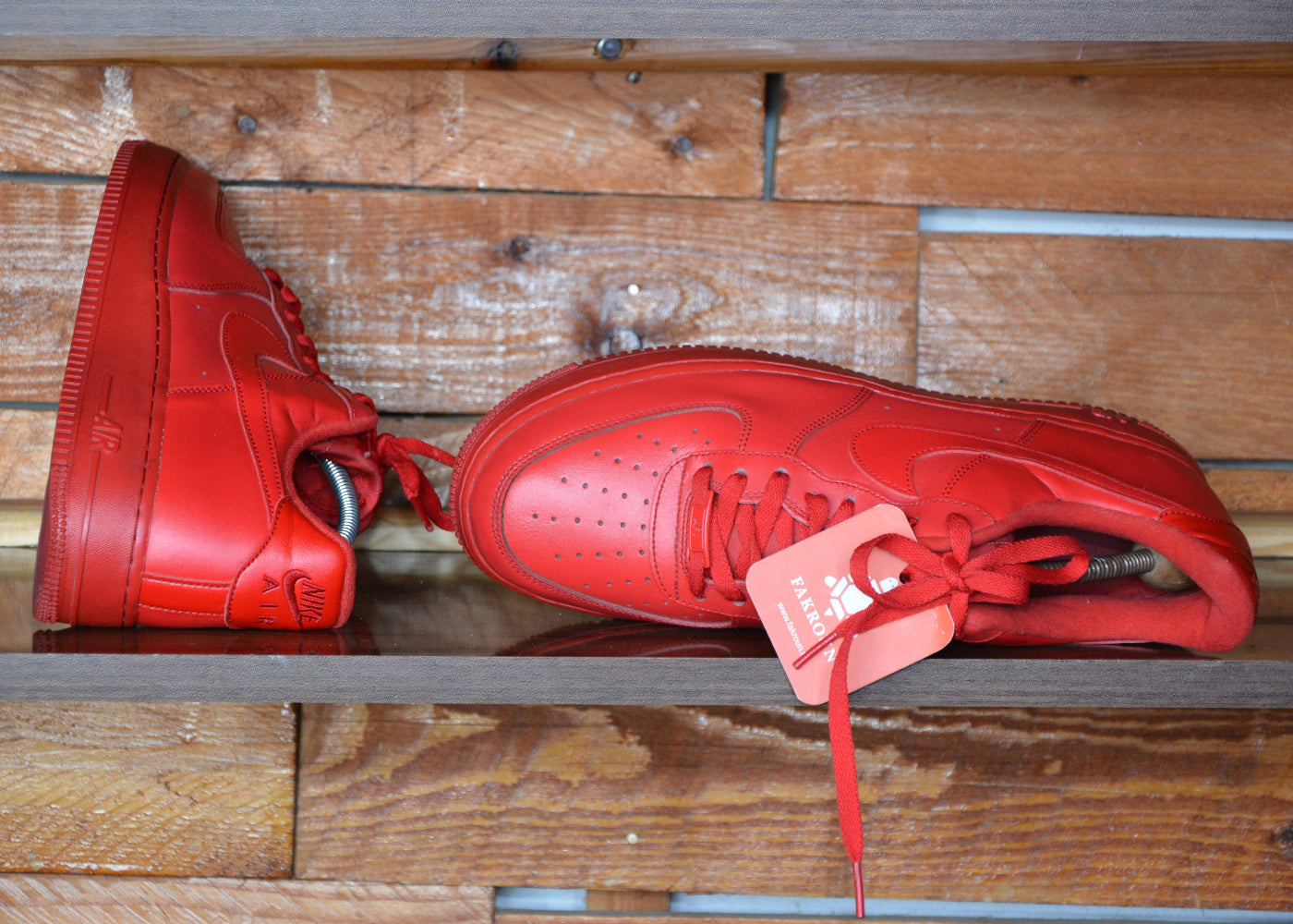 Nike air force 1 low triple red