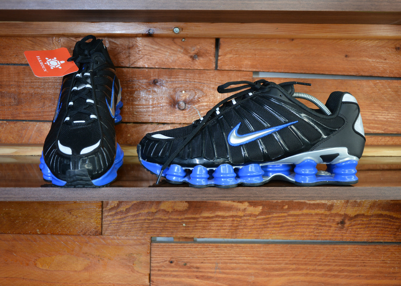 Nike shox tl