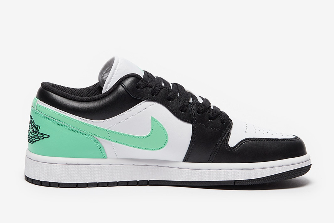 Nike AIR JORDAN 1 LOW