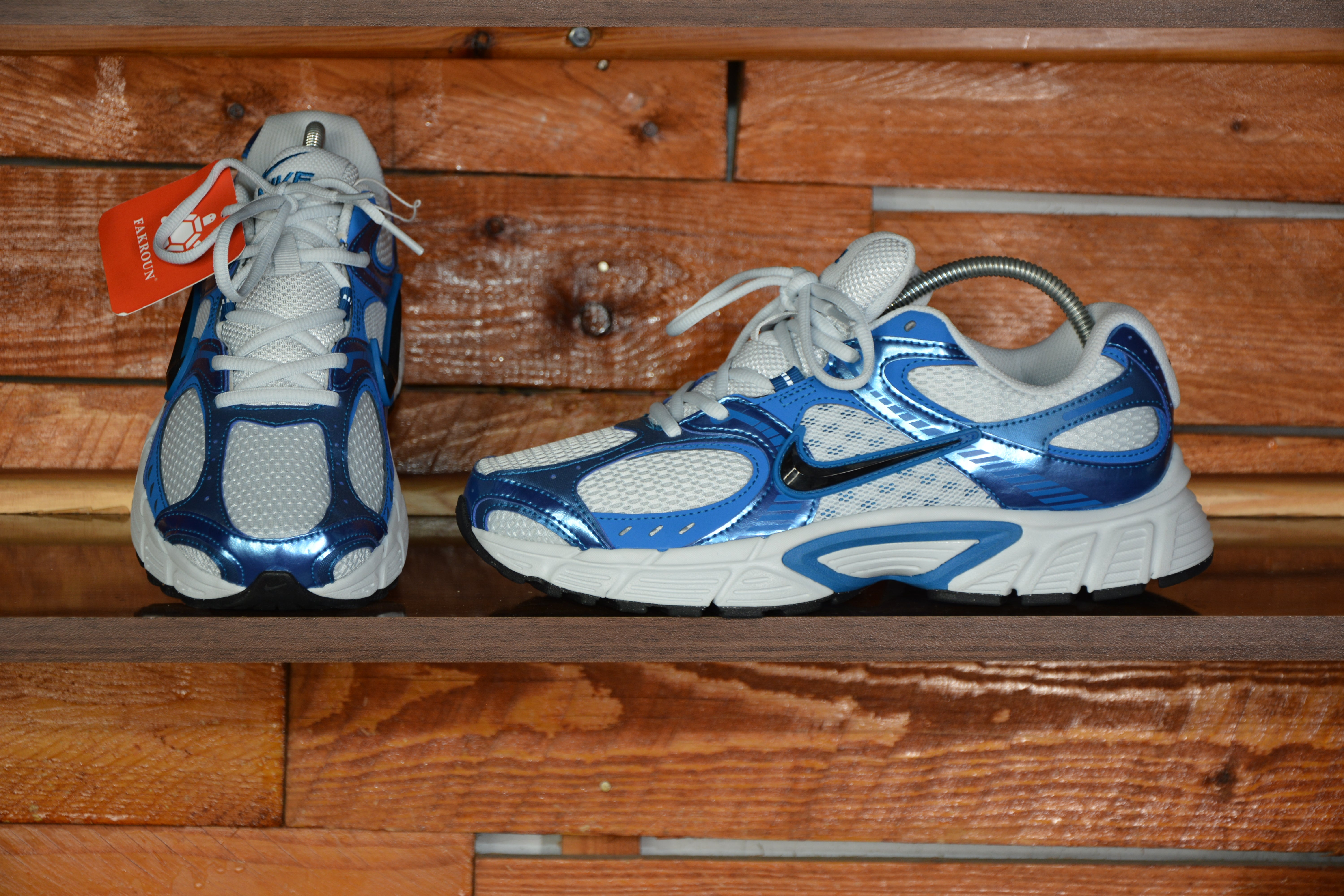 Nike v5 rnr pure