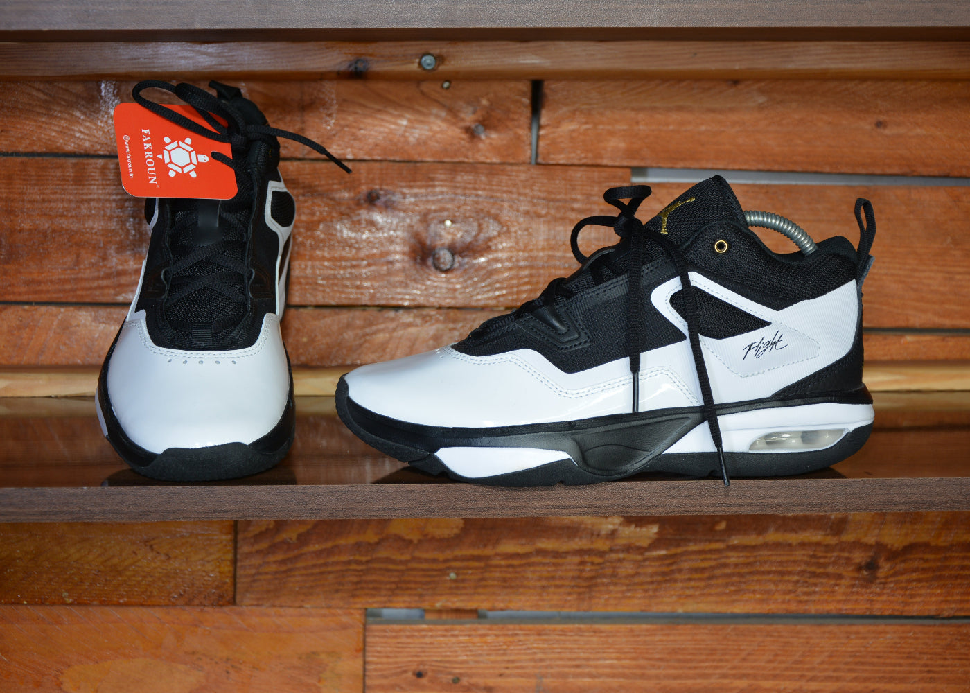 Nike Jordan stay loyal 3