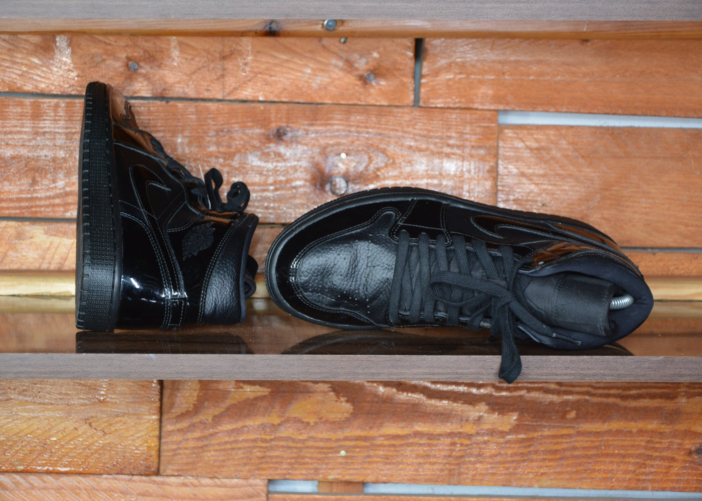 Nike air jordan 1 mid triple black