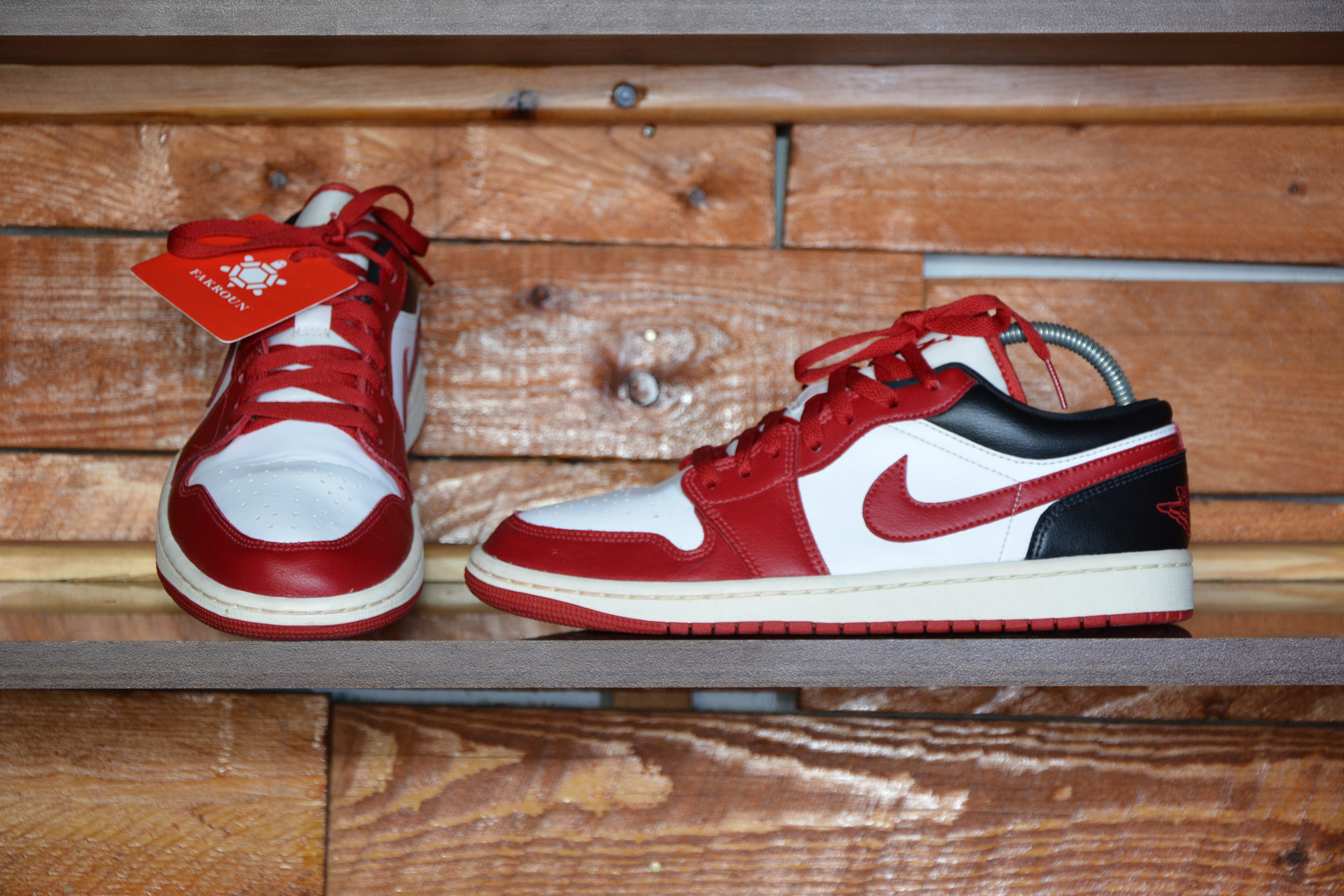 Nike jordan 1 low