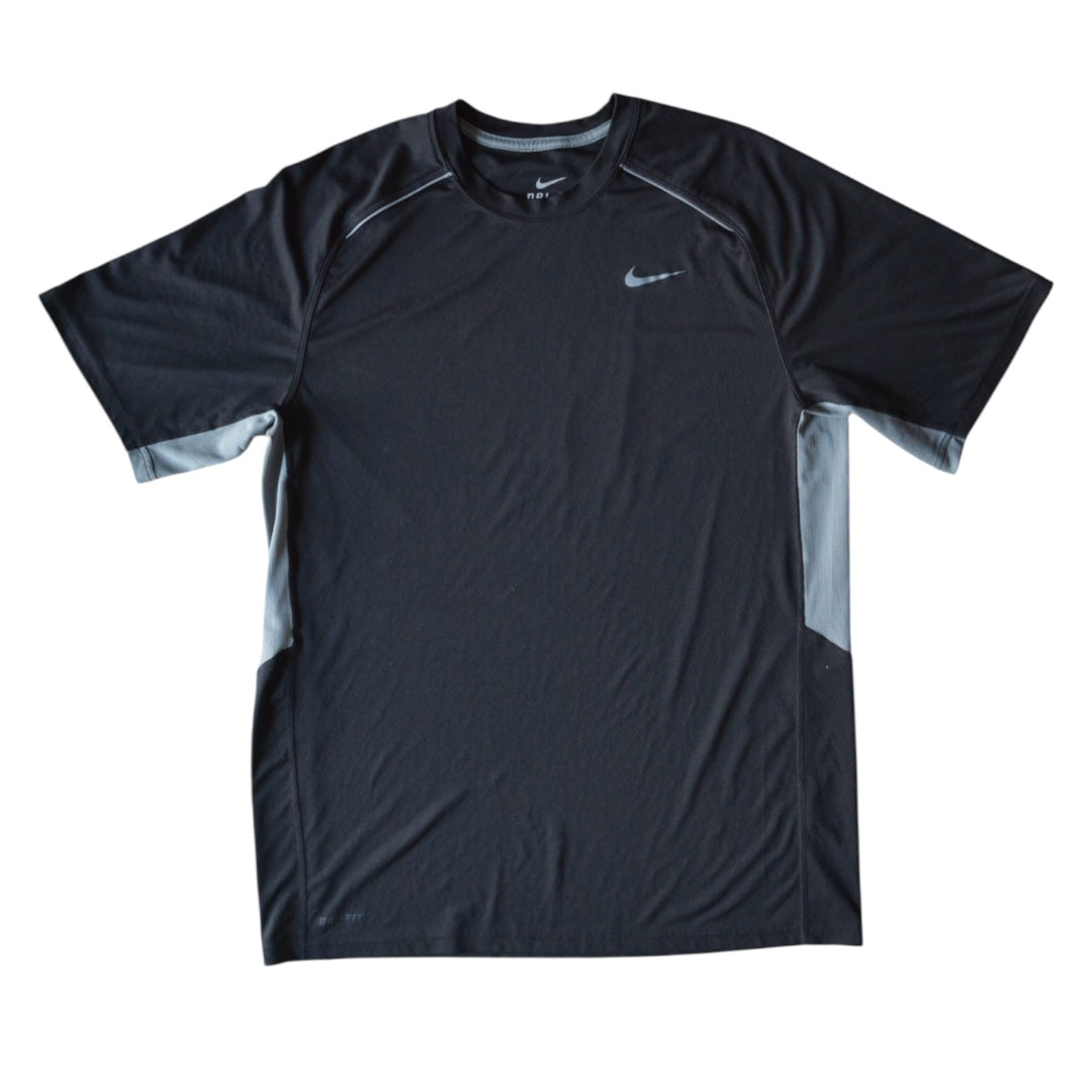 Pull dri-fit