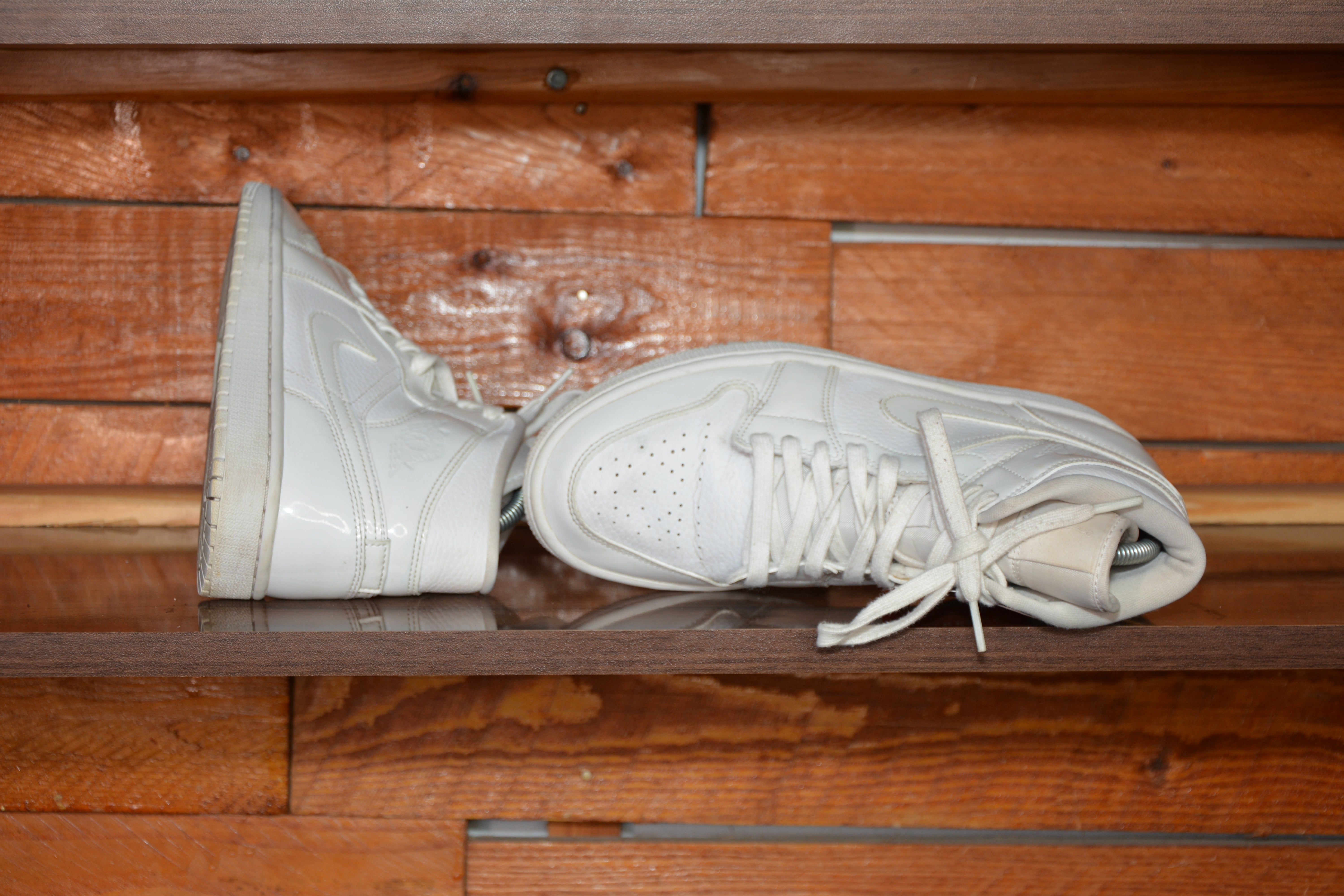 Nike air jordan 1 mid