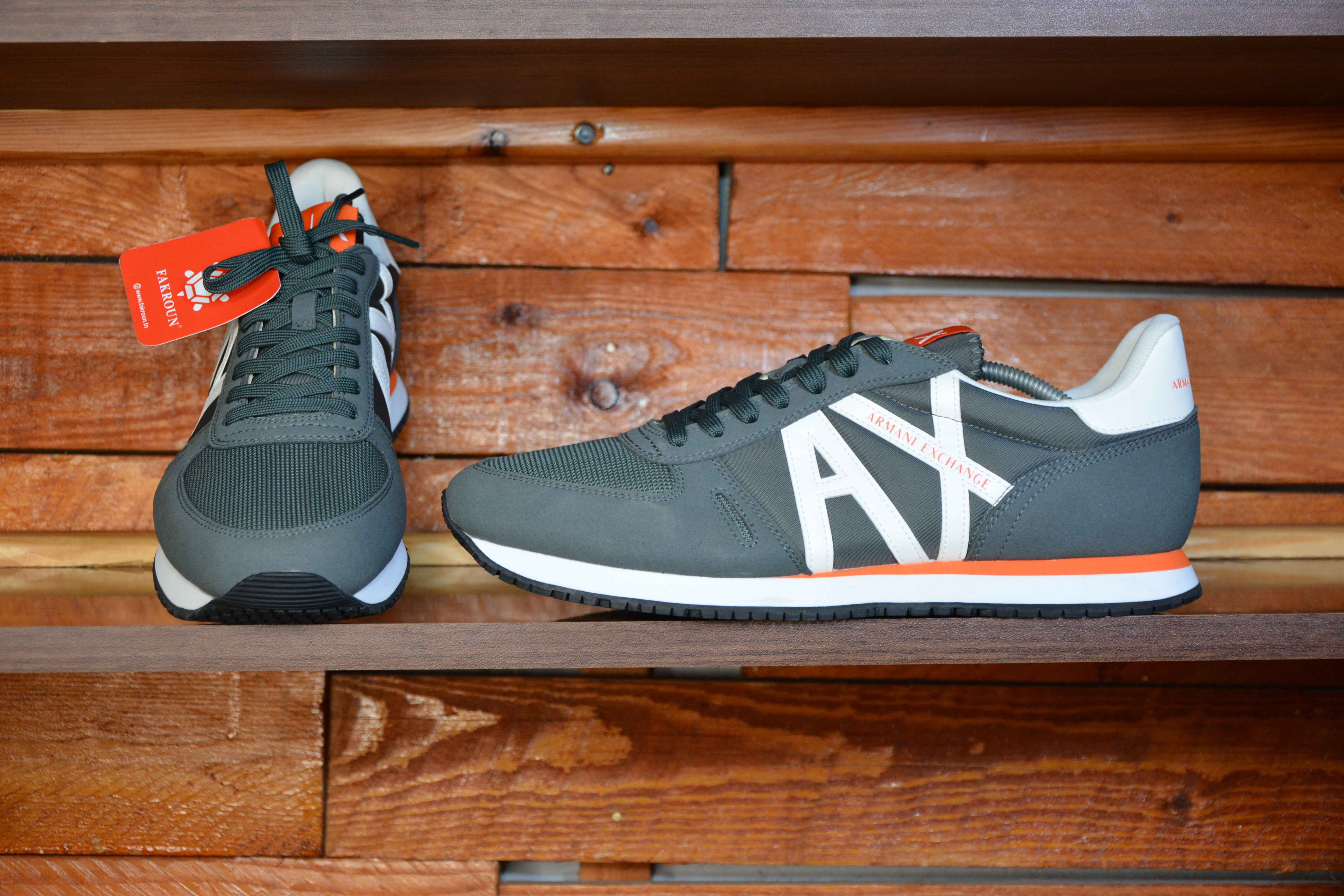 Armani exchange rio side
