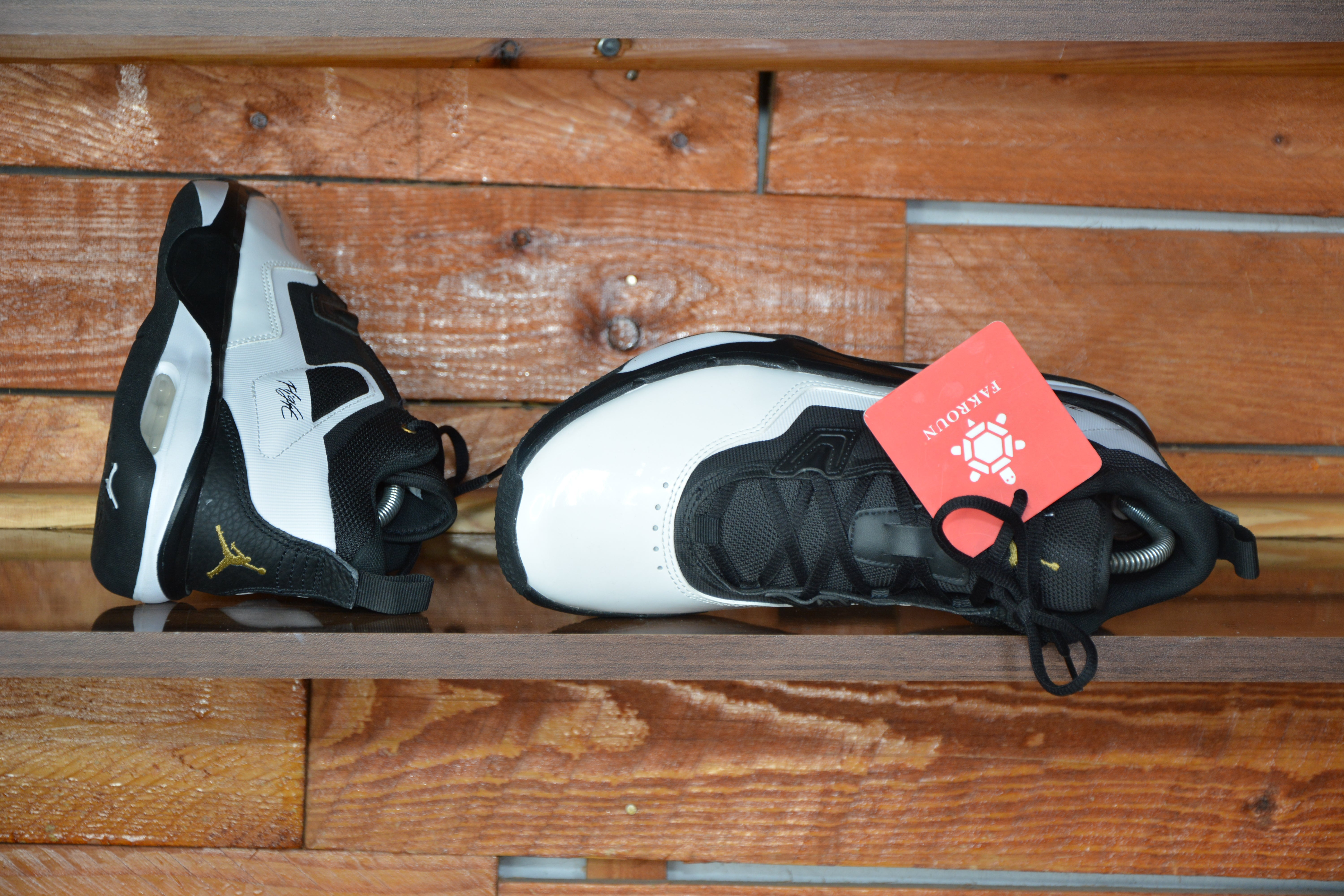 Nike jordan stay loyal 3