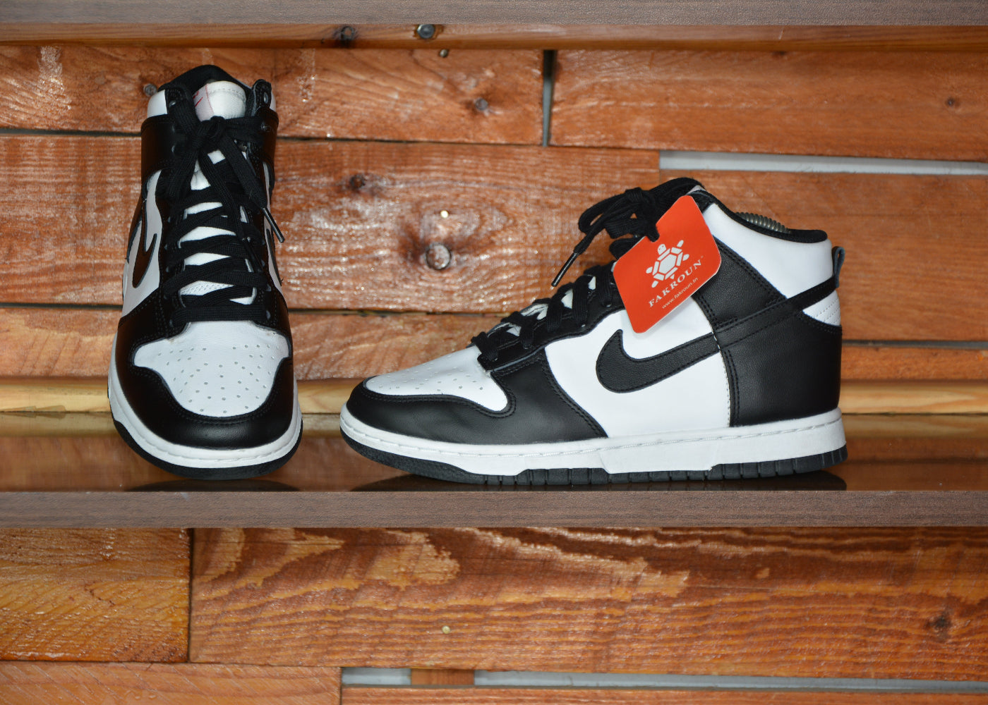 Nike dunk high retro panda