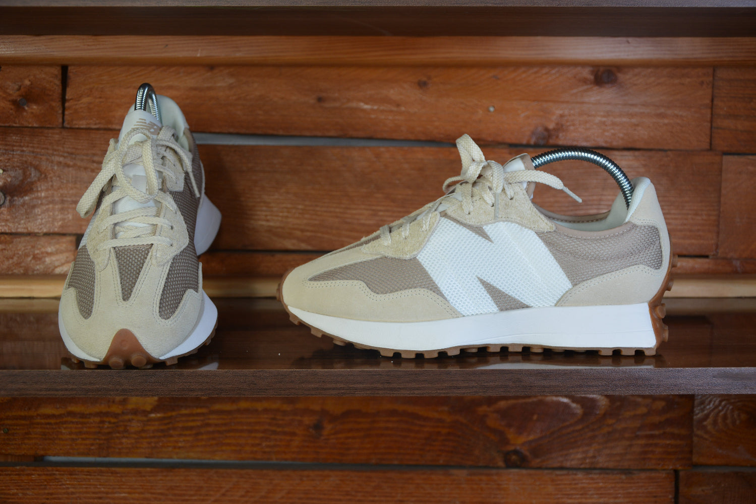 New Balance 327 Bone Mindful