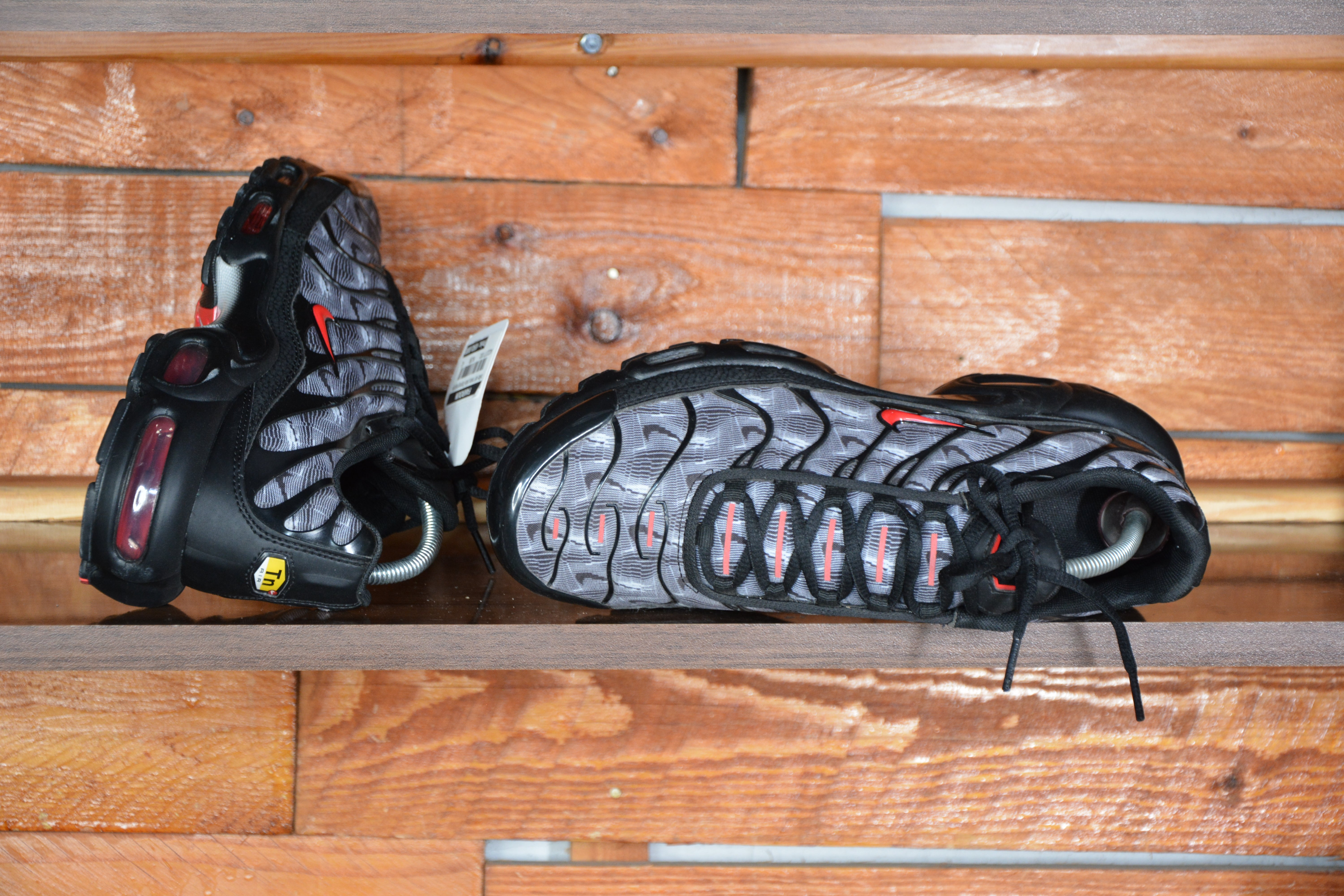 Nike air max plus topography