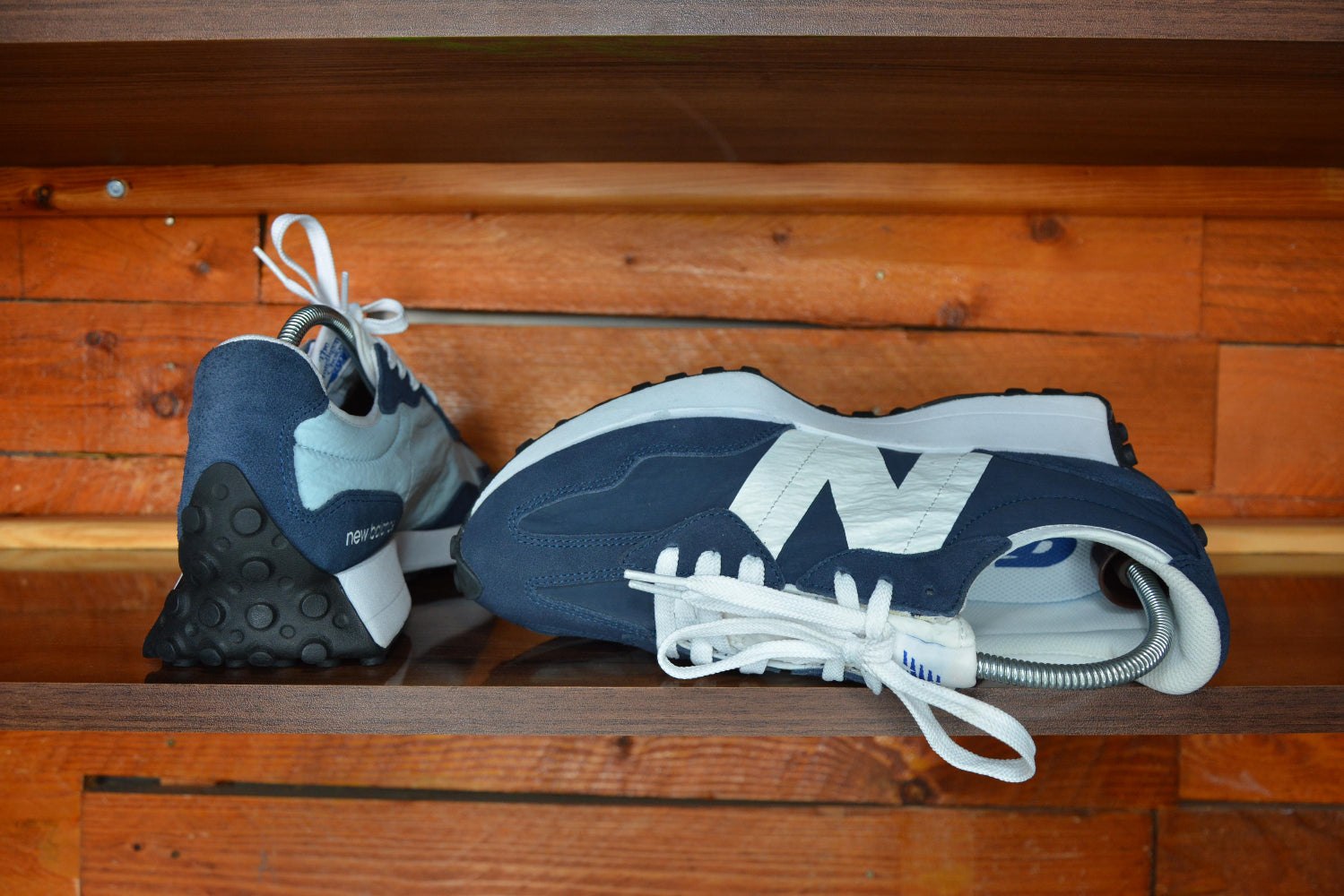 New Balance 327
Navy