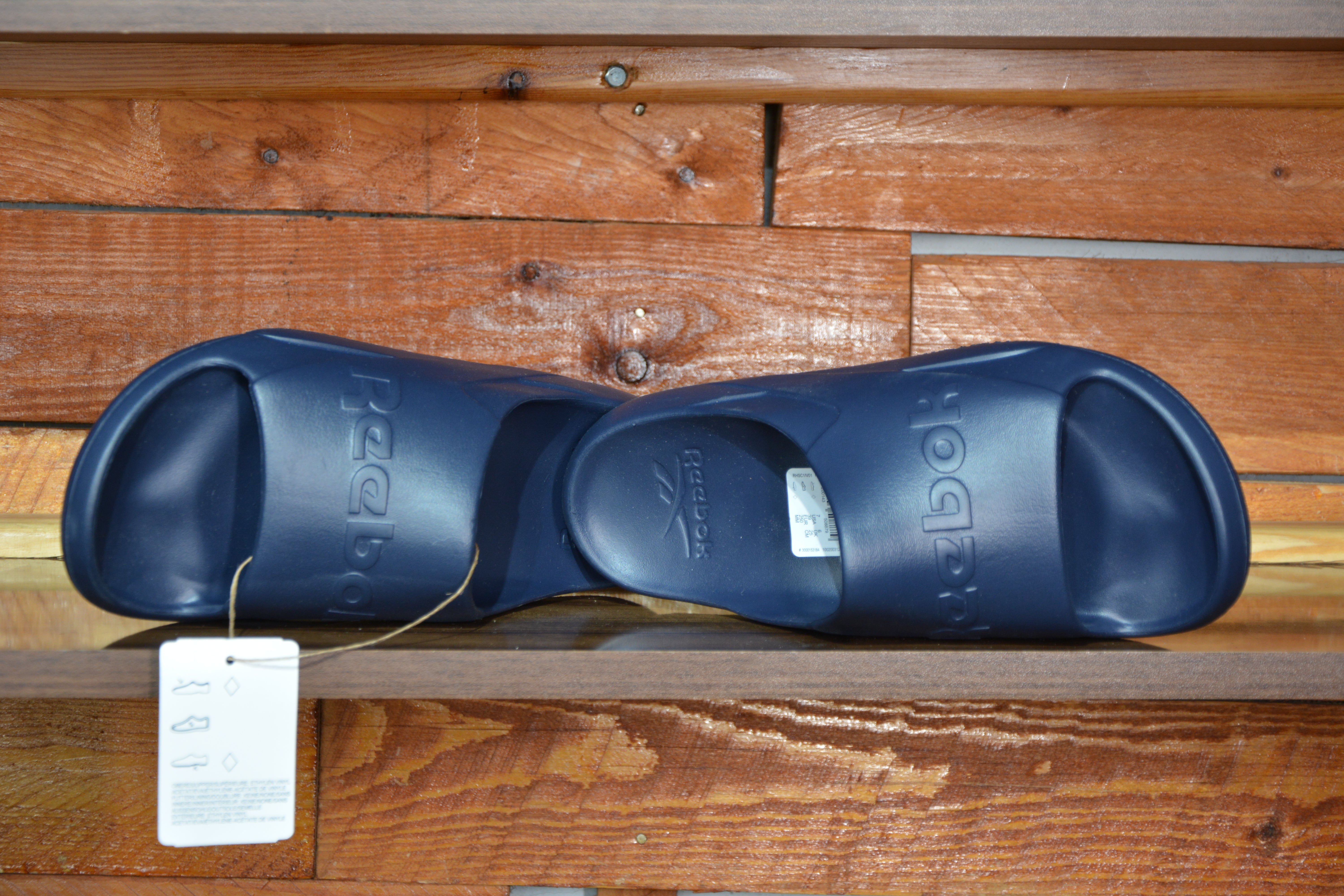 Claquette reebok beach clean