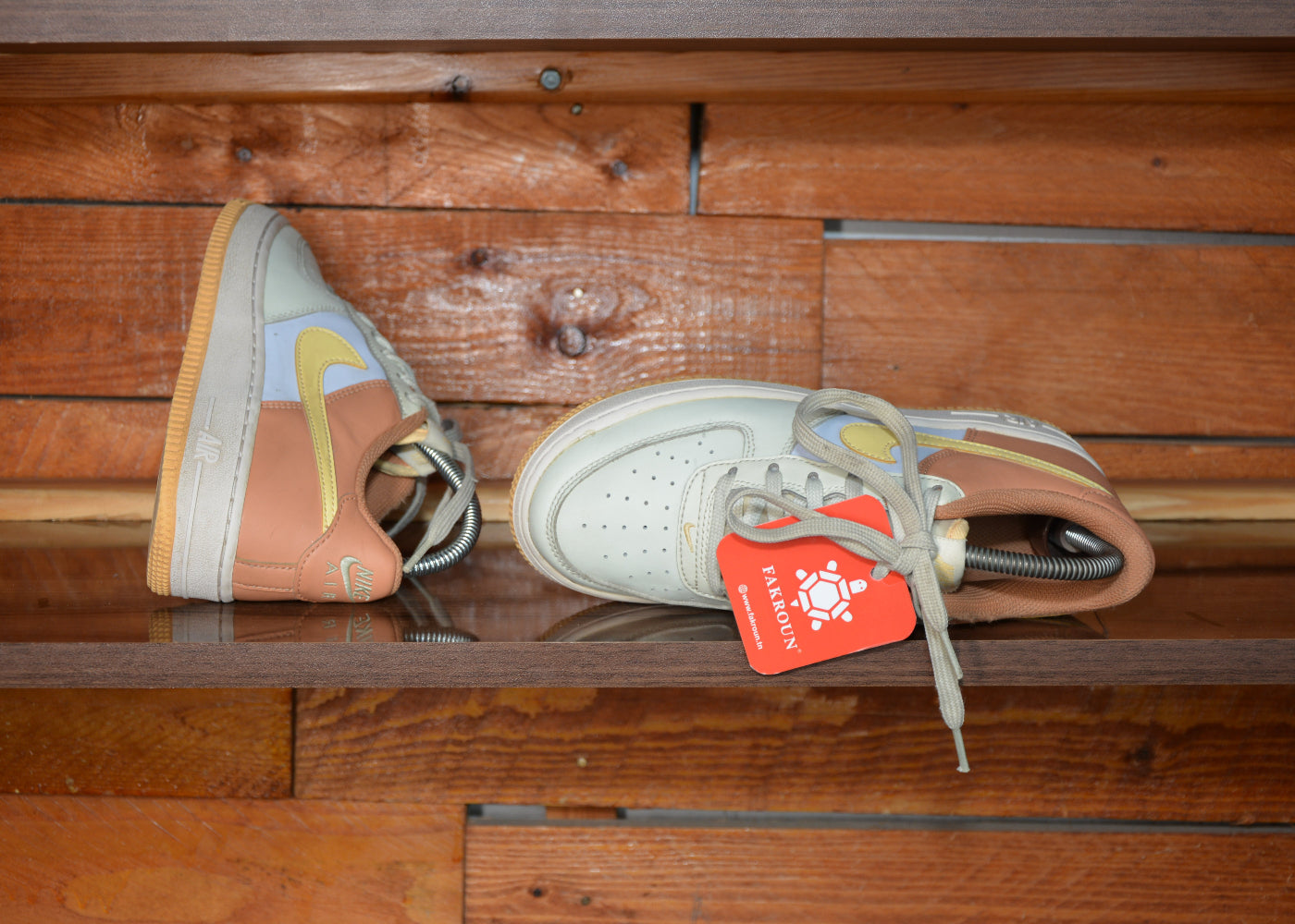 Nike air flight lite mid