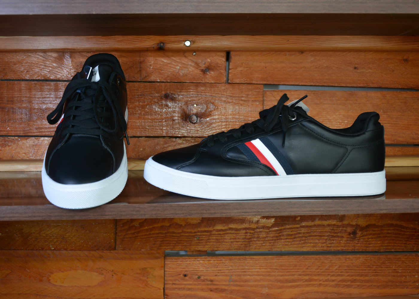 Tommy Hilfiger icon court