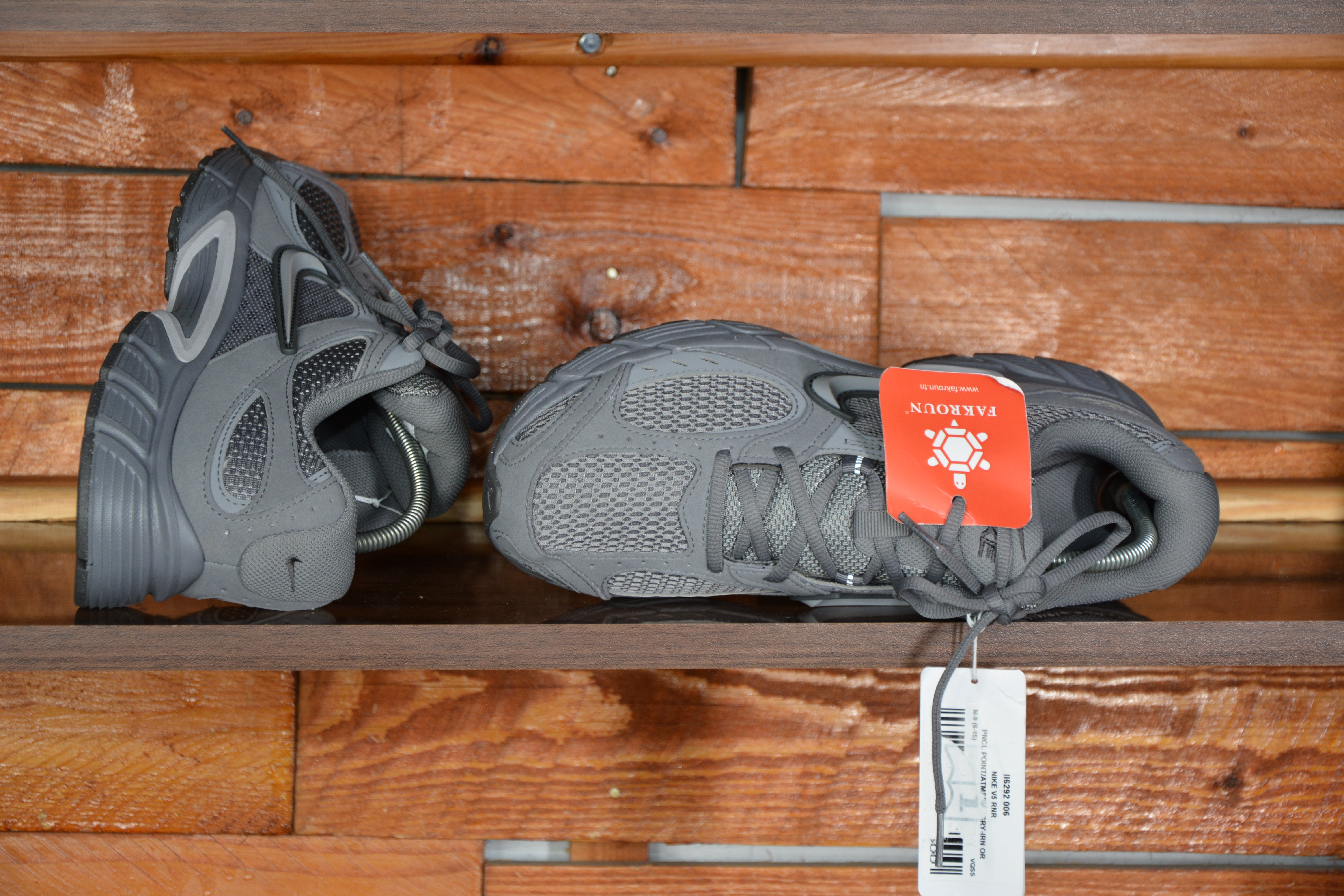 Nike v5 rnr
