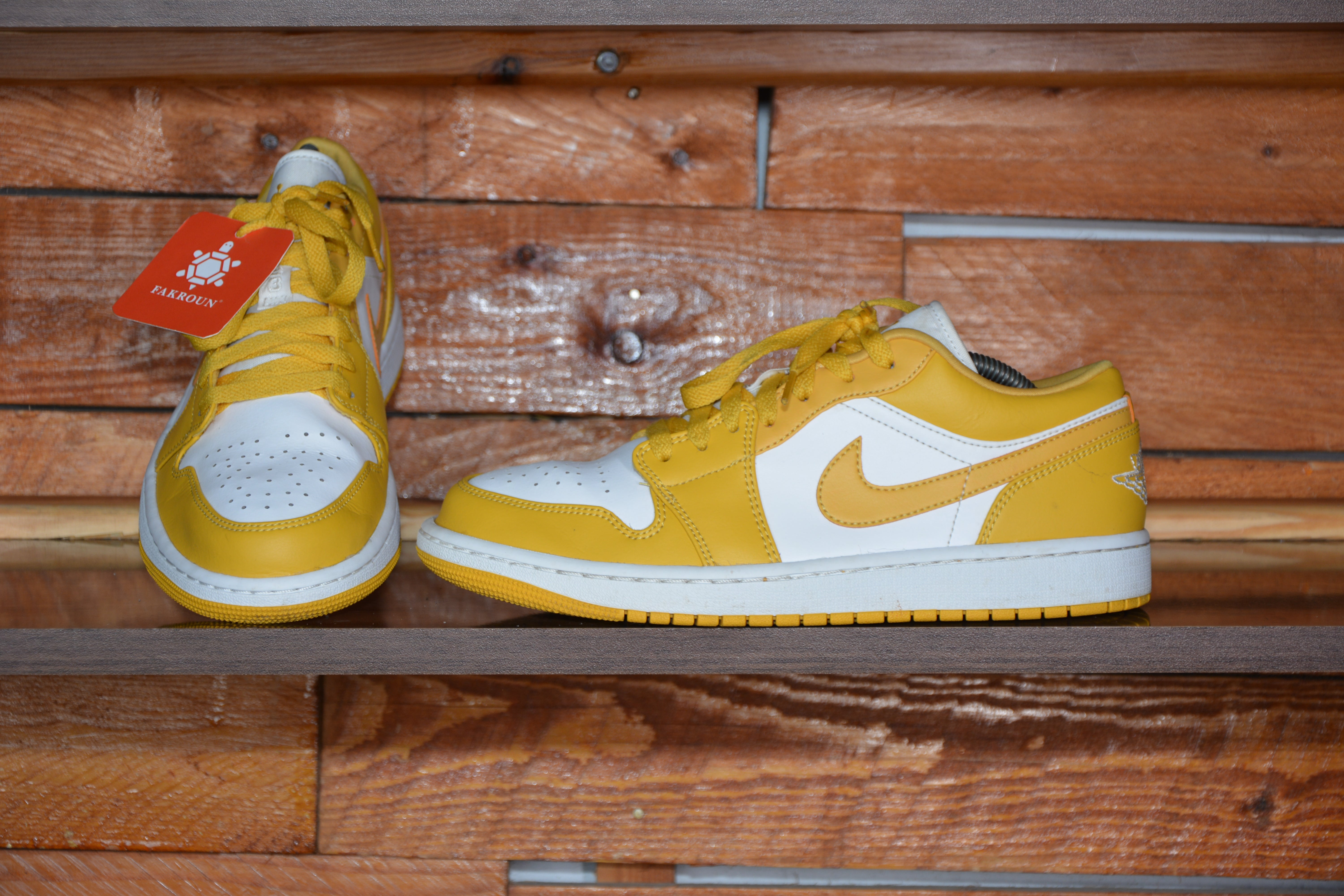 Nike air Jordan 1 low pollen