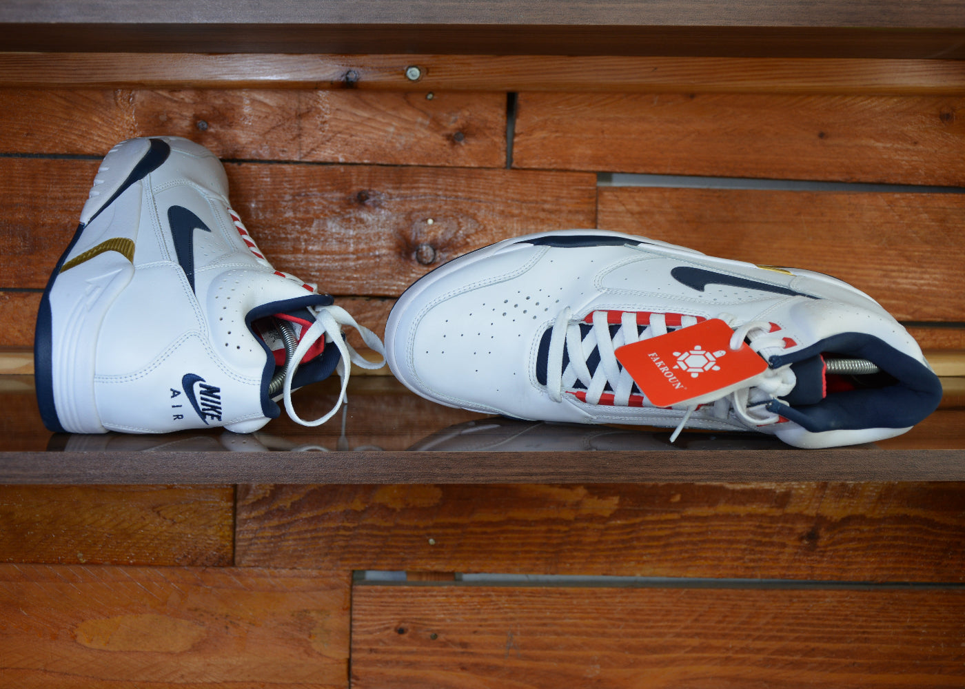 Nike air flight lite mid