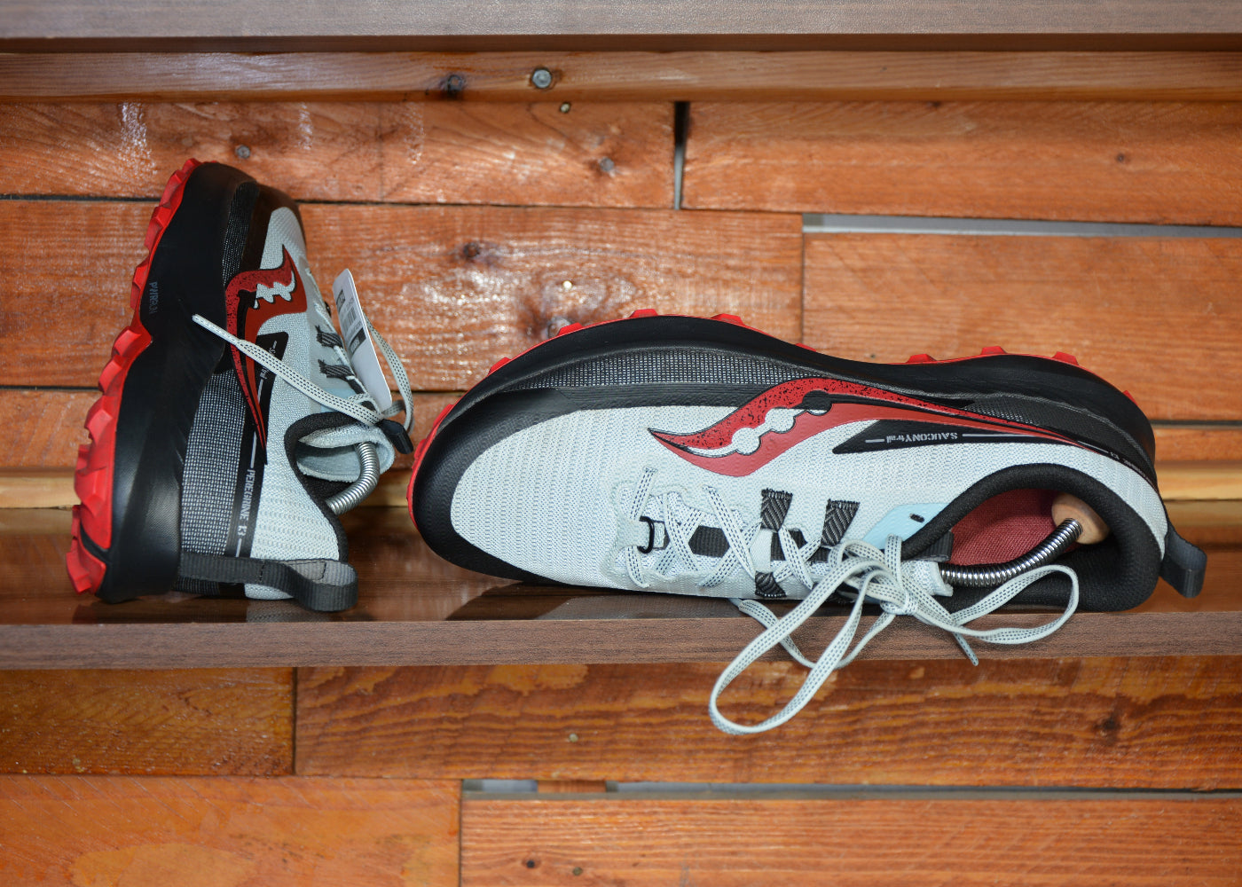 Saucony peregrine vapor poppy