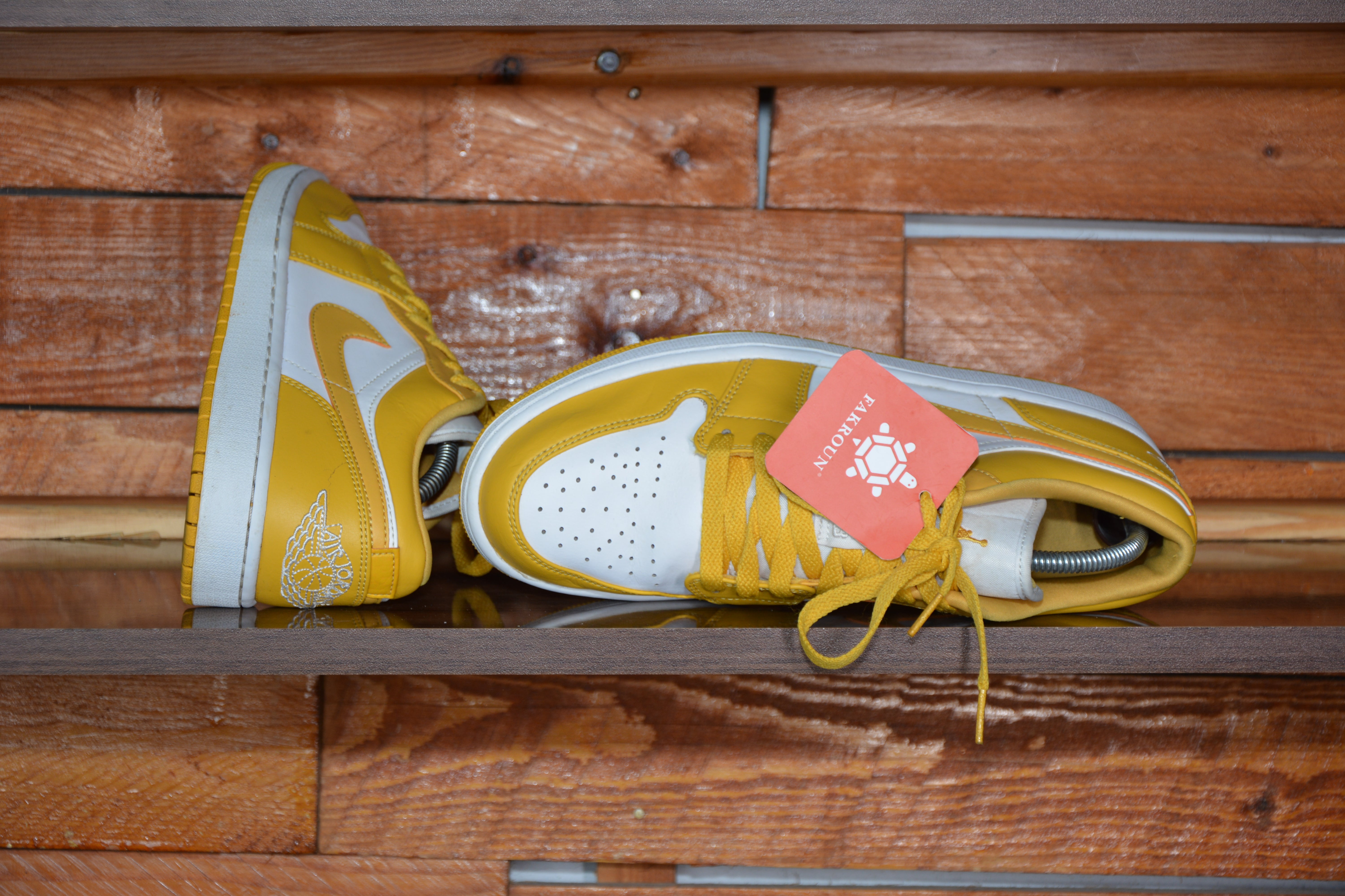 Nike air Jordan 1 low pollen