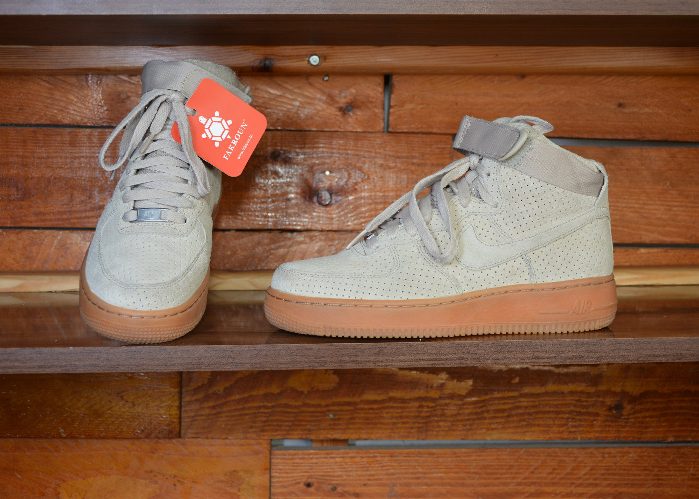 Nike air force 1 high suede string