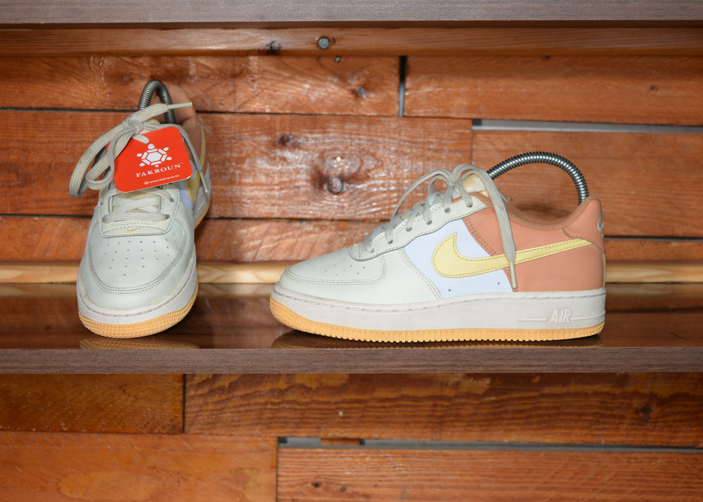 Nike air flight lite mid