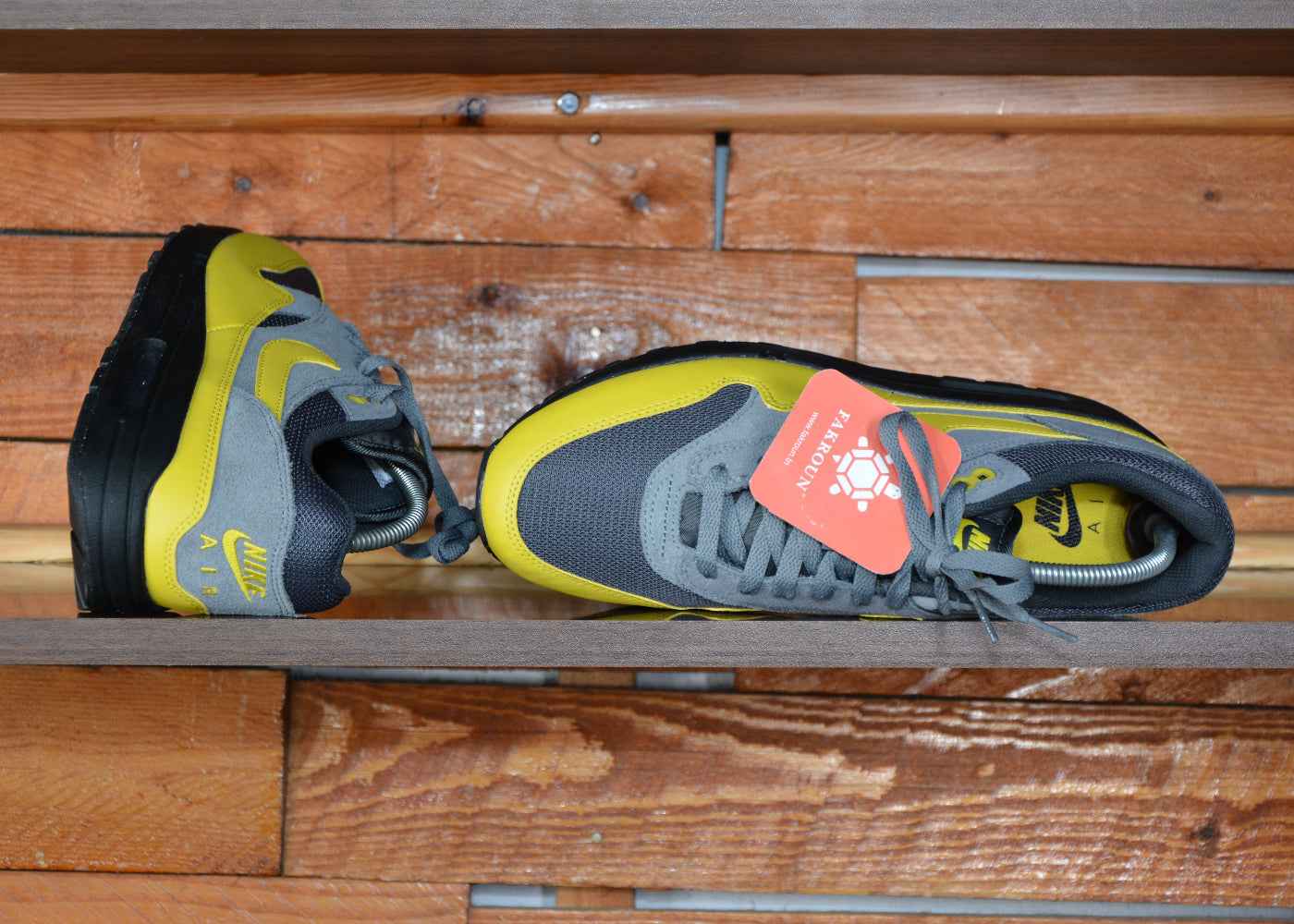 nike air max 1 essential batman