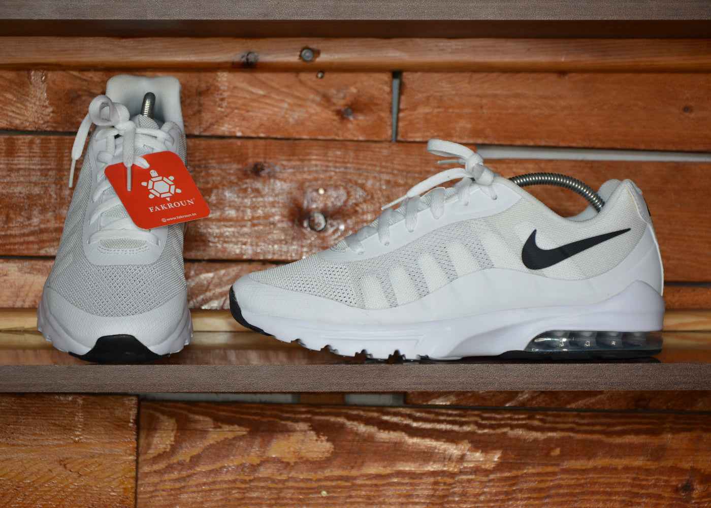 nike air max invigor