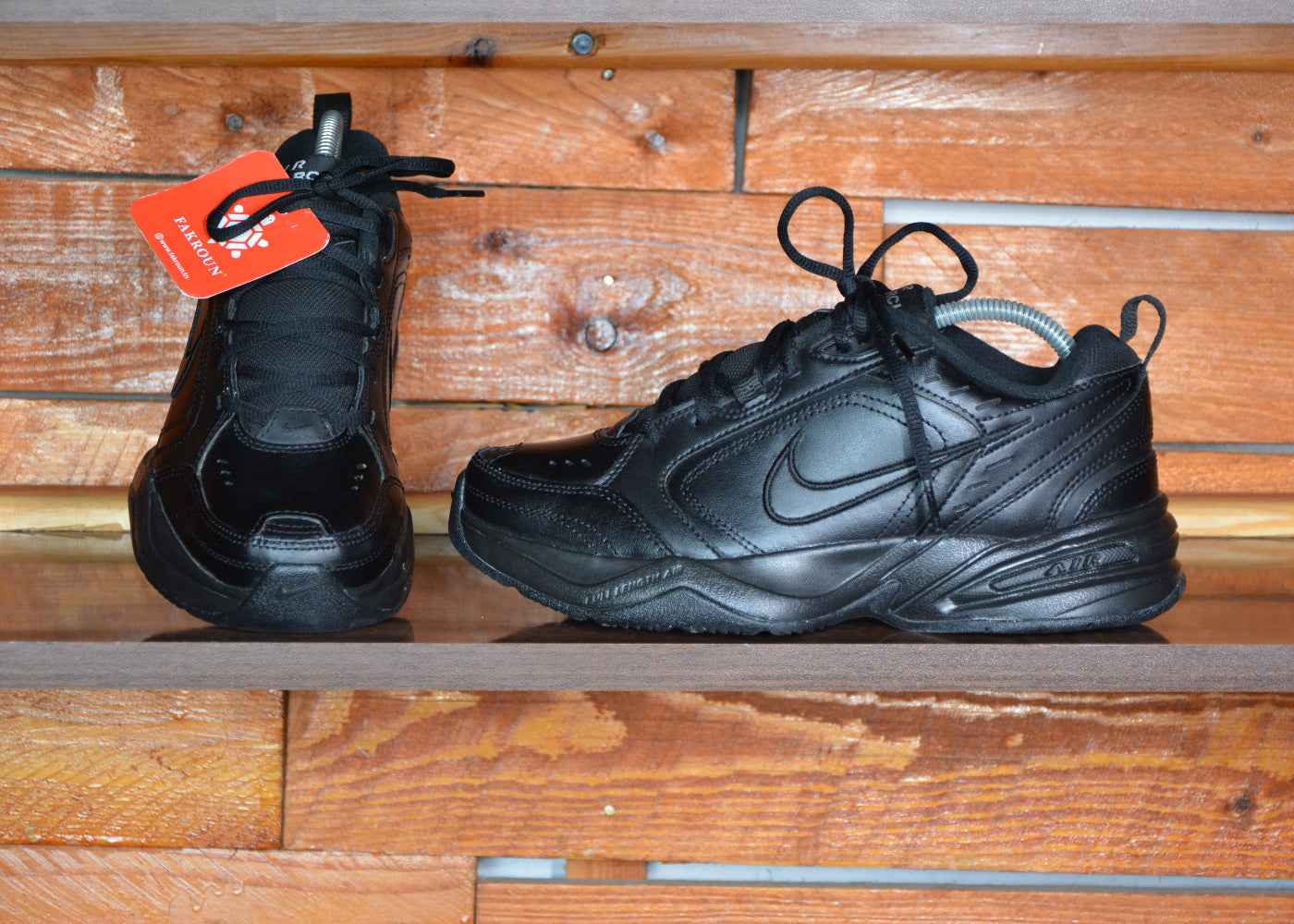 nike men s air monarch iv