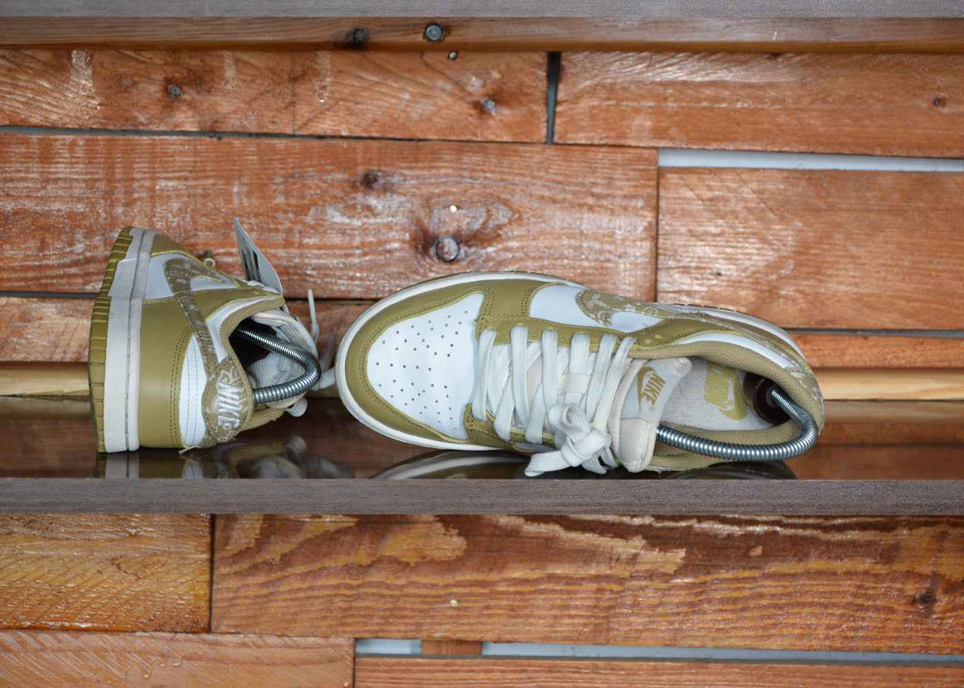 nike dunk low essential