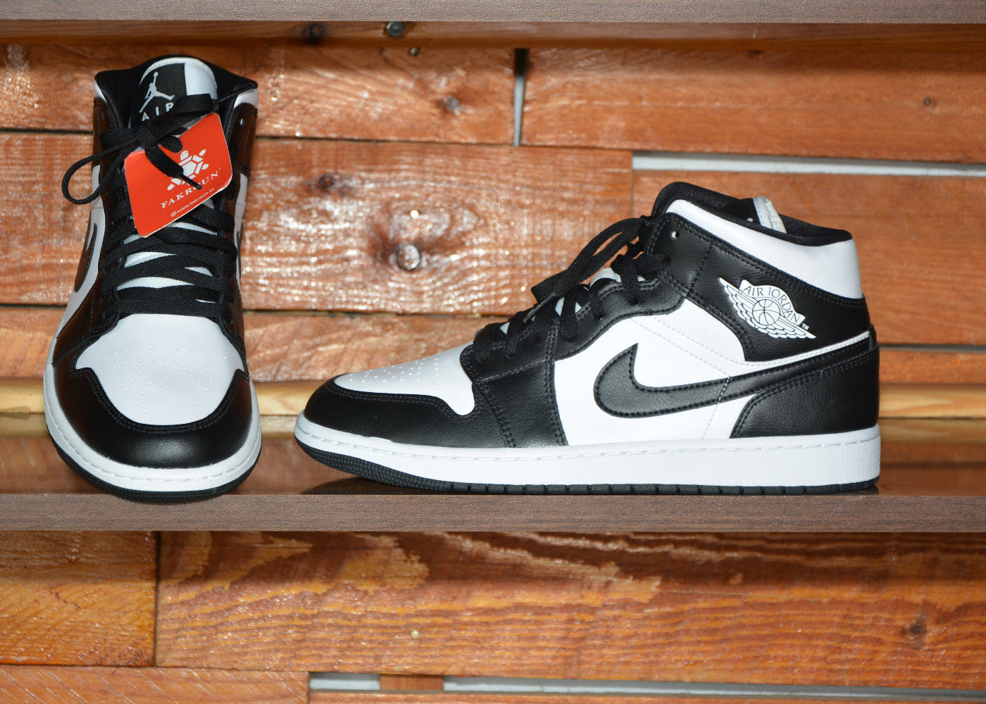 nike air jorden 1 mid panda