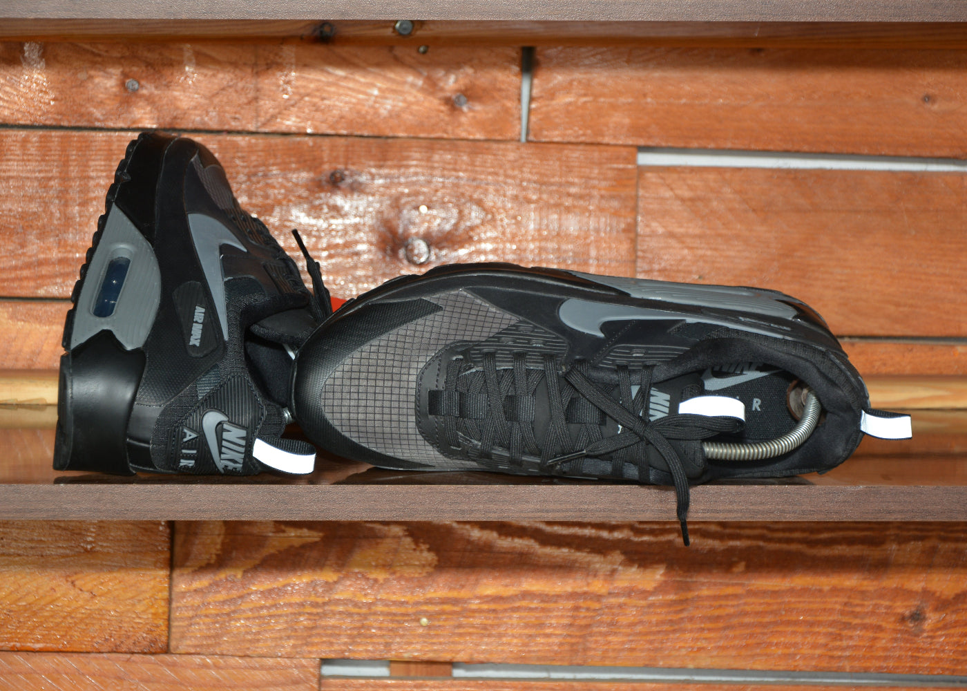 nike air max 90 drift trainers