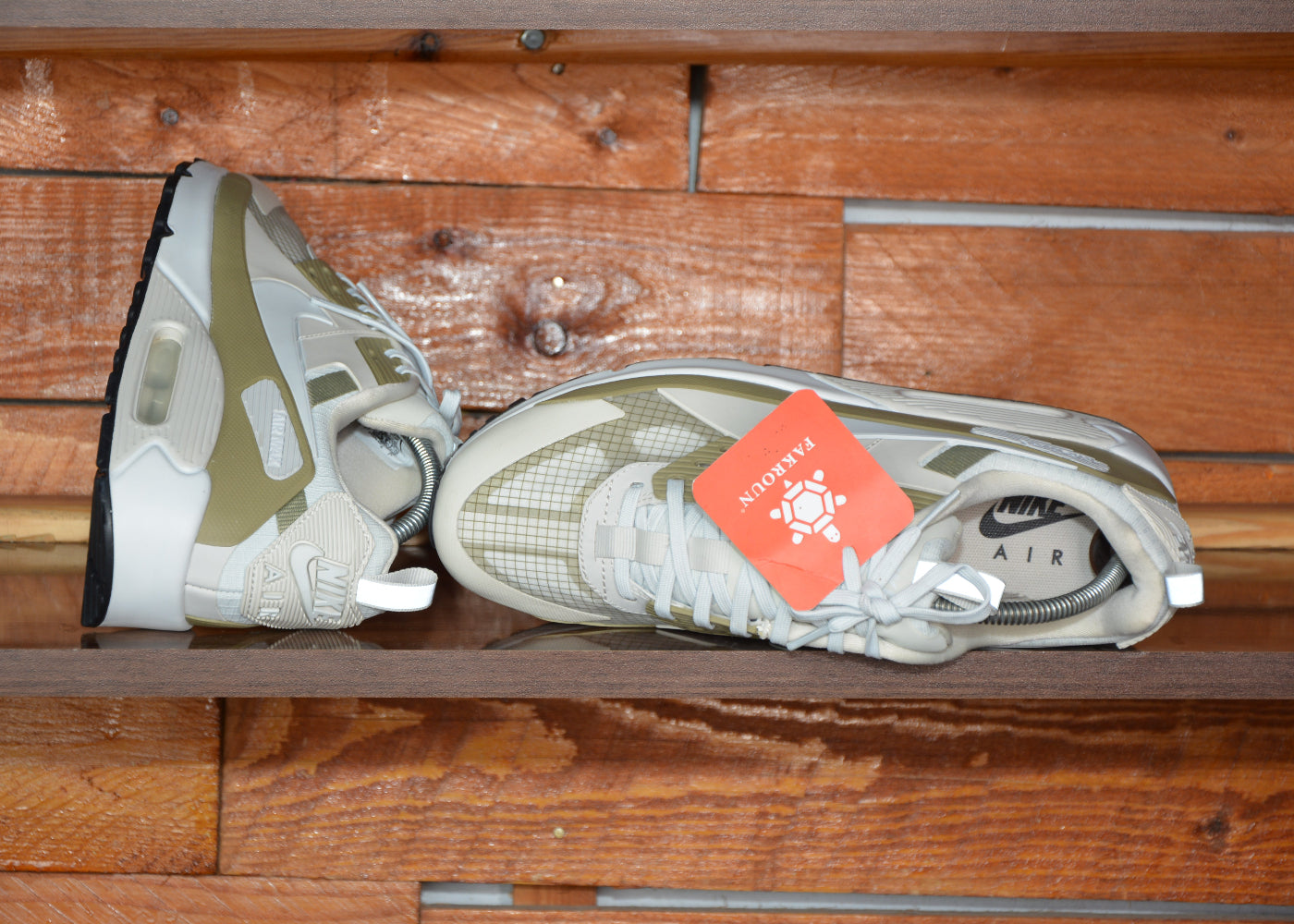 nike air max drift light bone