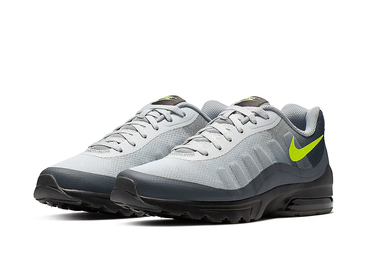 Nike air max lnvigor