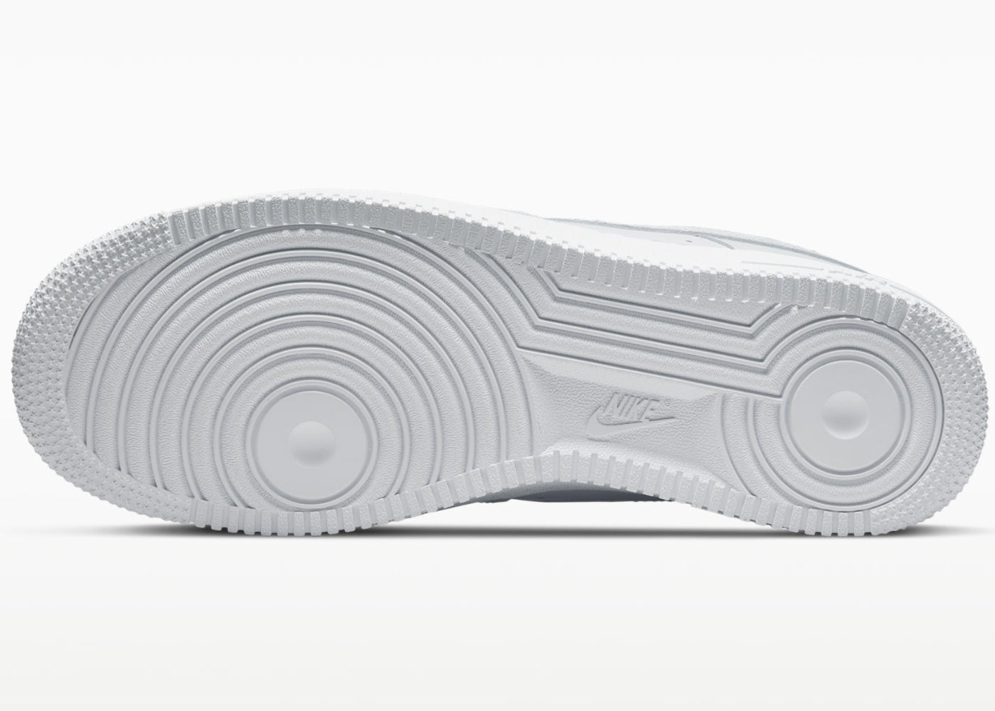 Nike Air Force triple white