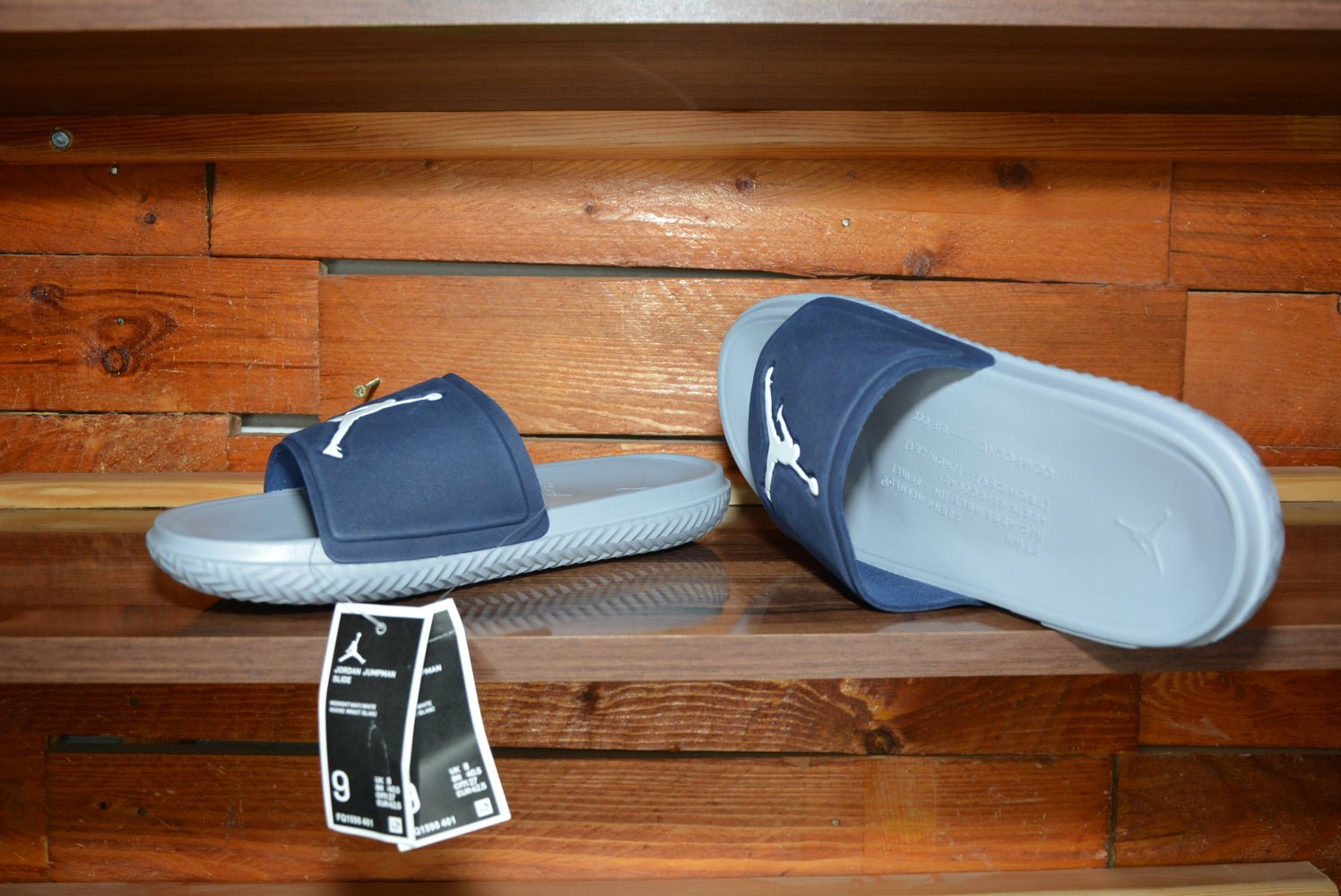 Claquette nike Jordan - FAKROUN