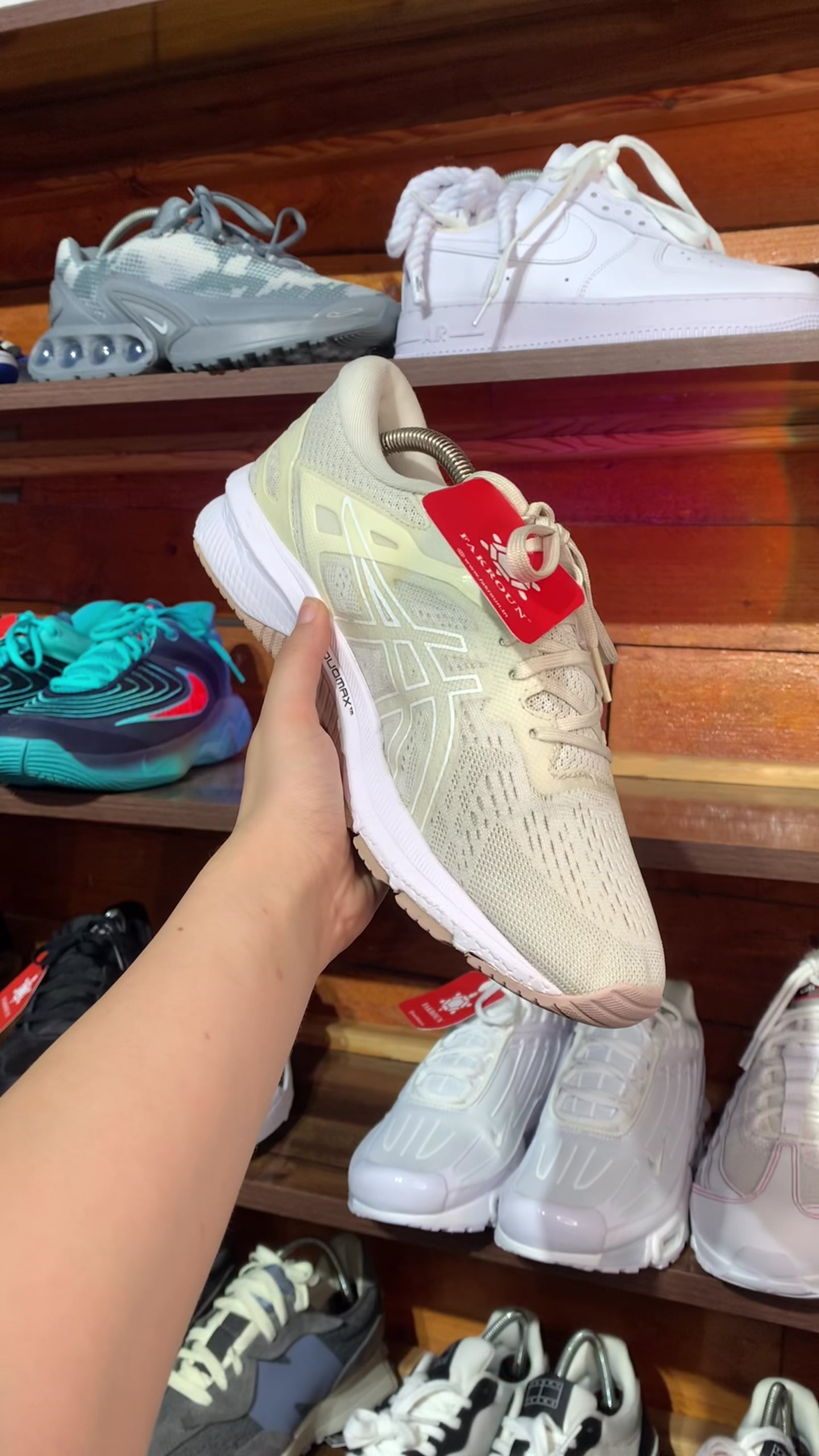 Asics GT-1000