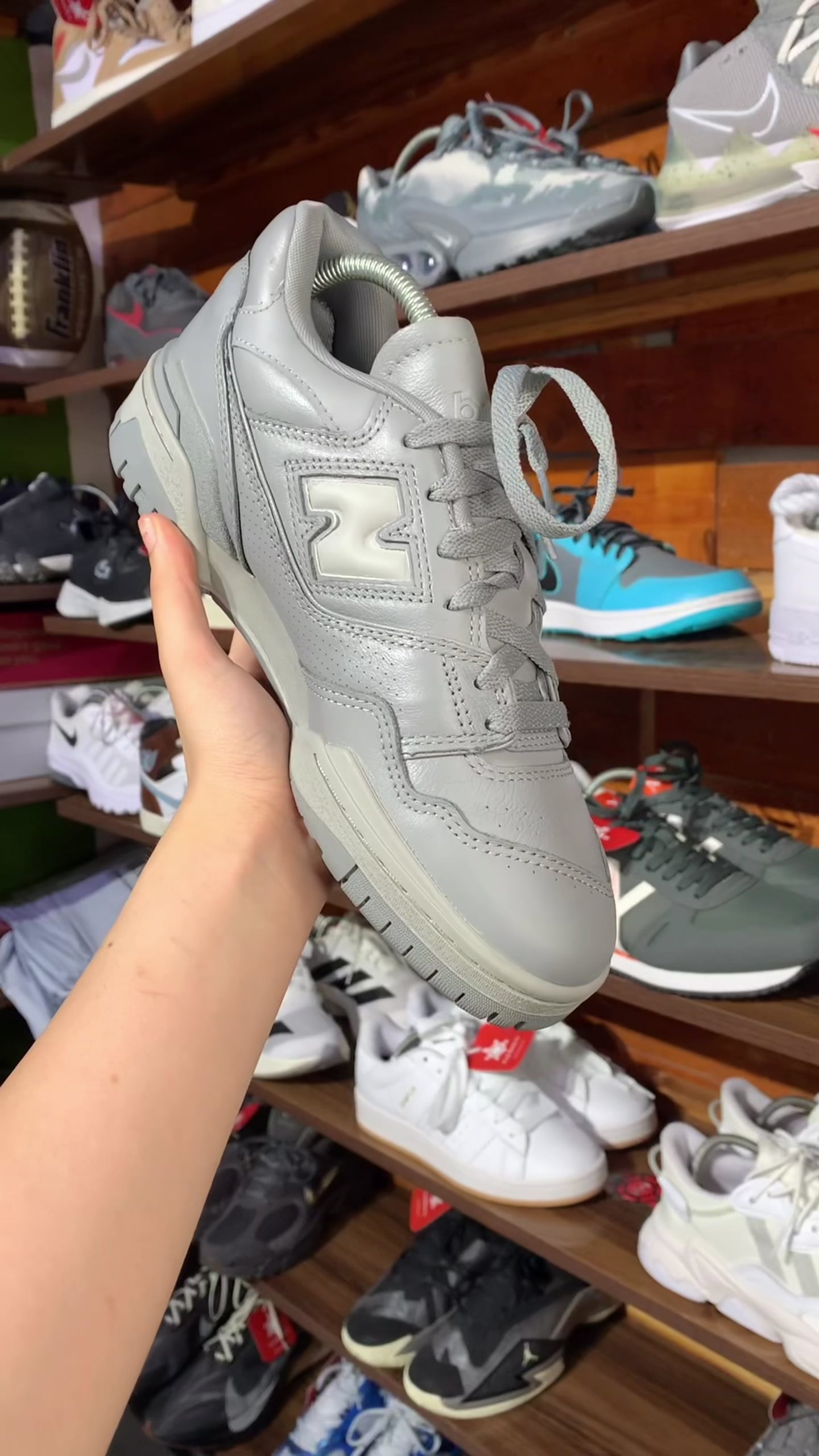 New Balance 550