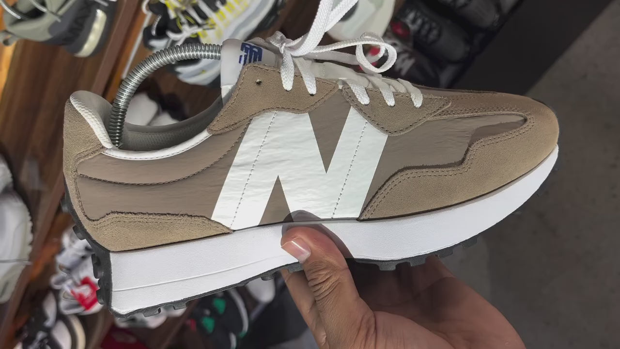 New Balance 327 Champignon Moonbeam