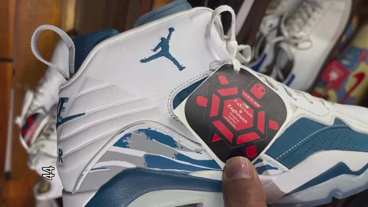 Nike jordan big kids white