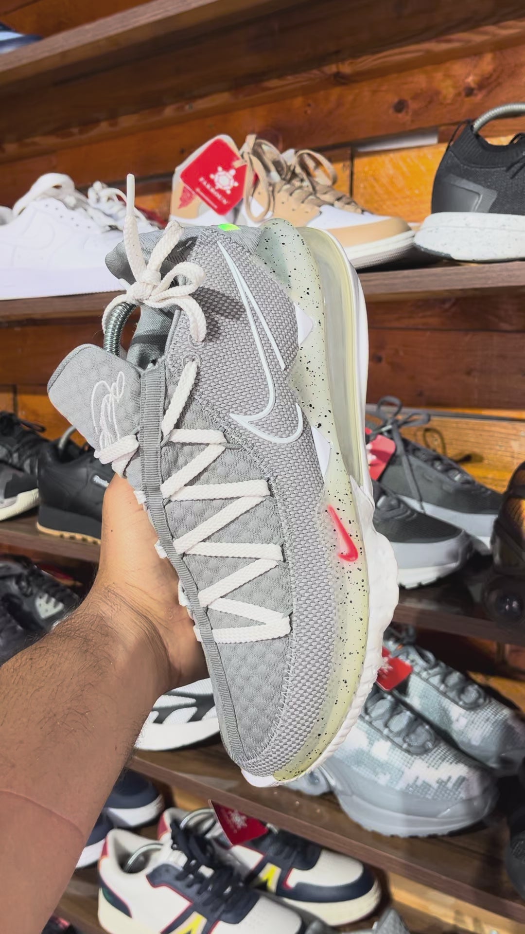 Nike lebron xvil low