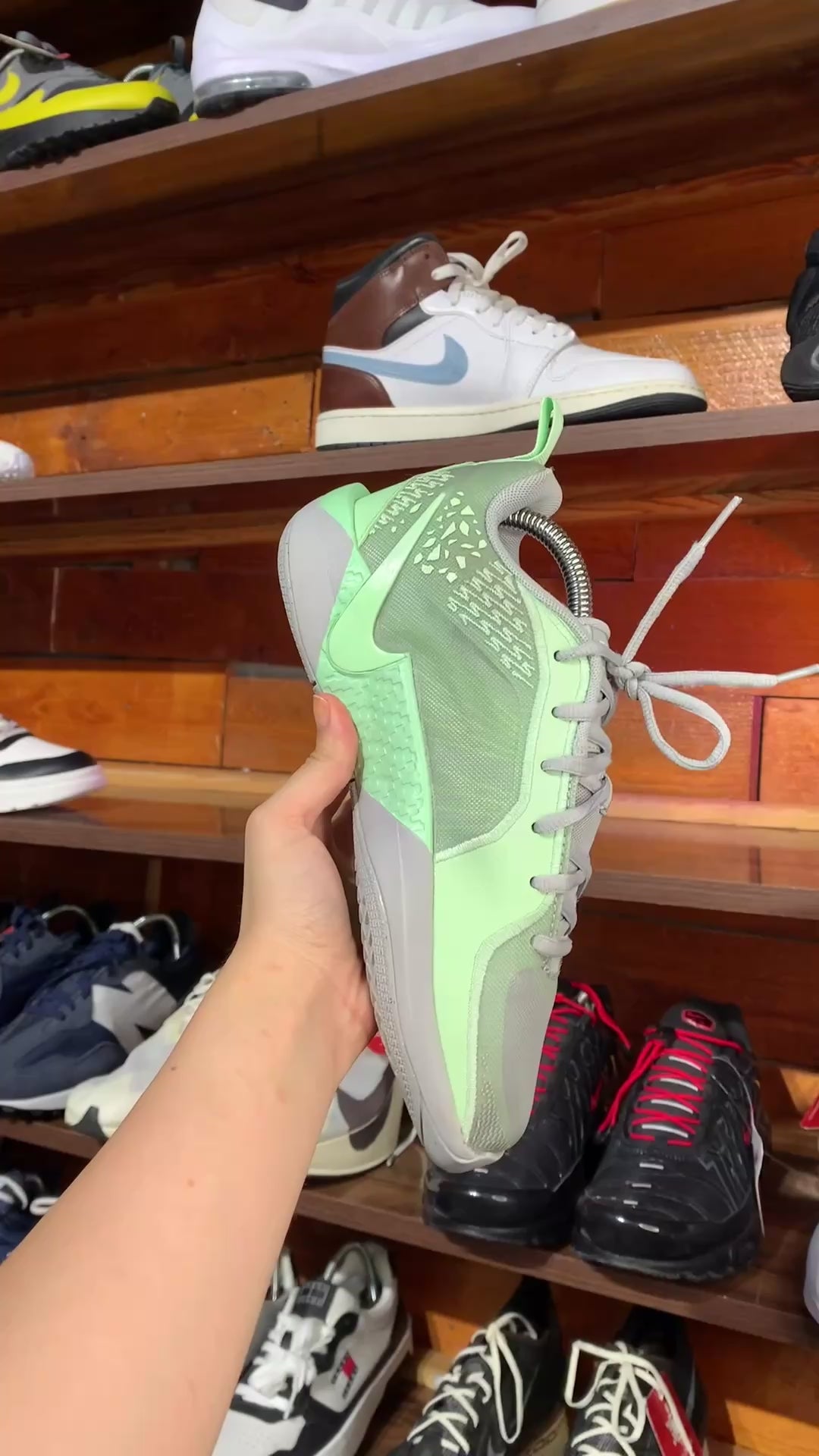 nike sabrina 2
